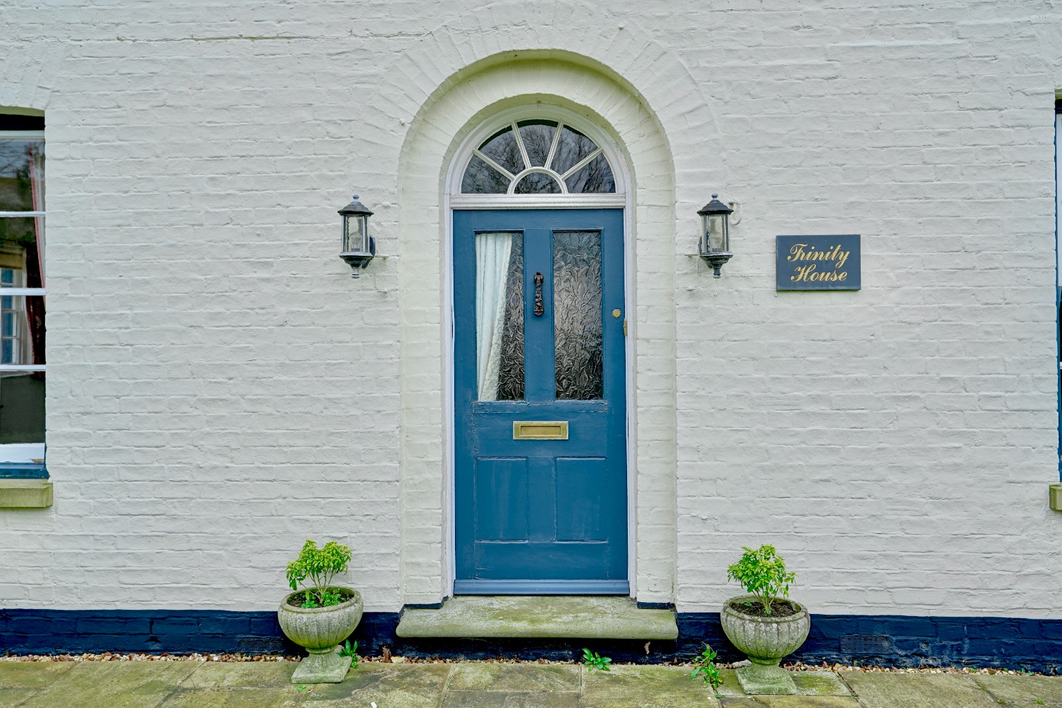 4 bed detached house for sale in Church Street, Huntingdon 2