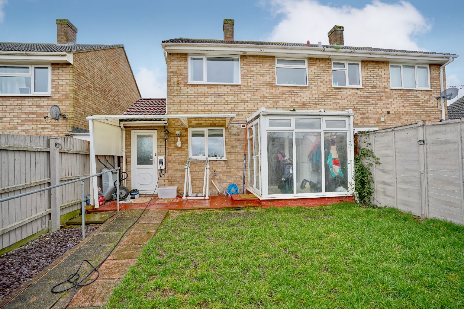 3 bed semi-detached house for sale in Prospero Way, Huntingdon 9