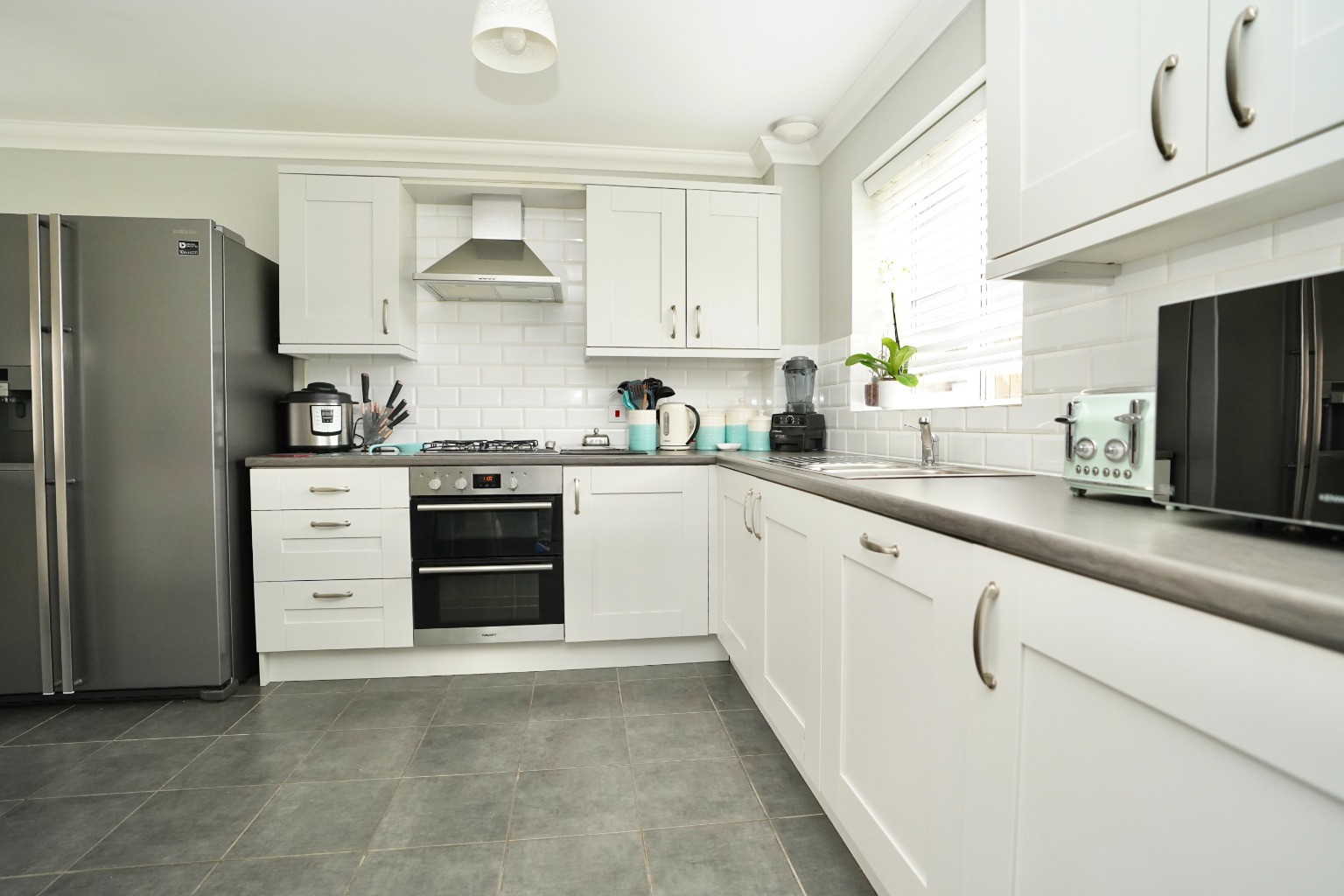 3 bed detached house for sale in Carnaile Road, Huntingdon  - Property Image 5