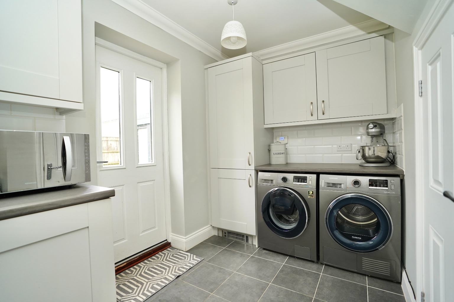 3 bed detached house for sale in Carnaile Road, Huntingdon  - Property Image 4