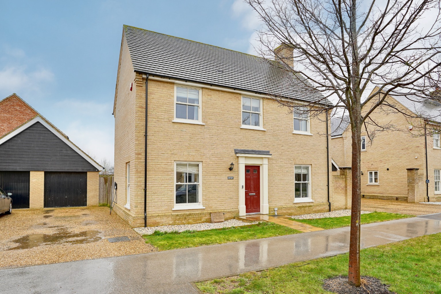 3 bed detached house for sale in Carnaile Road, Huntingdon, PE28