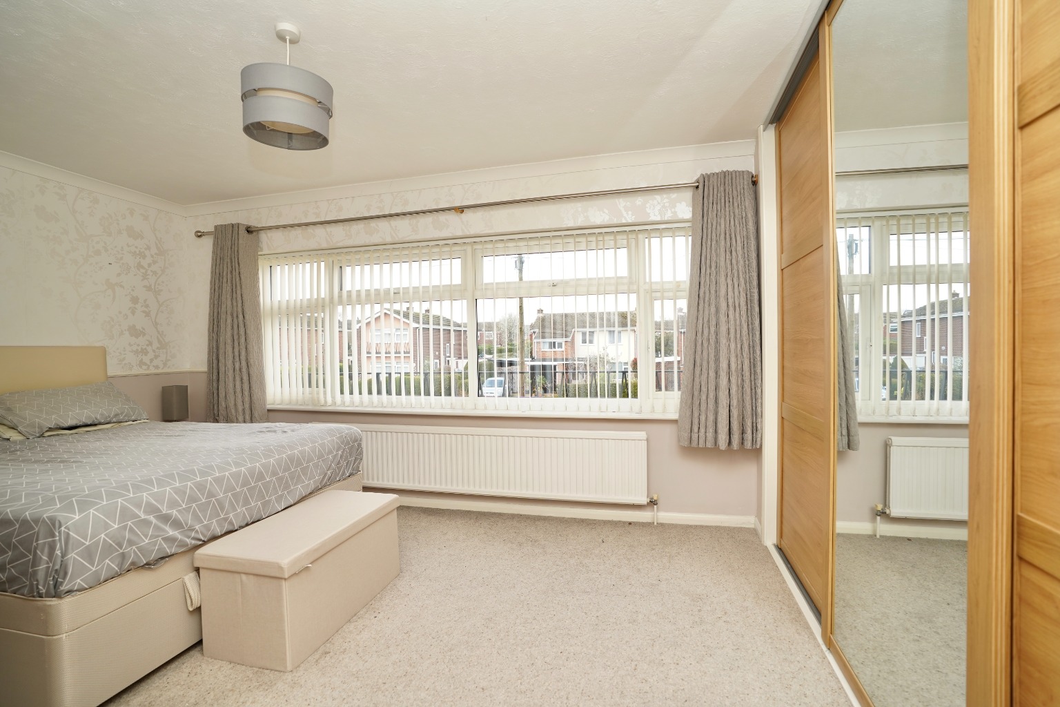 3 bed detached house for sale in Wheatfields, St. Ives  - Property Image 10