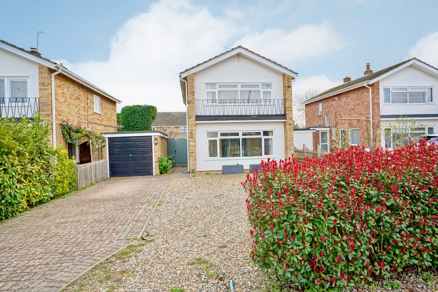 3 bed detached house for sale in Wheatfields, St. Ives  - Property Image 1
