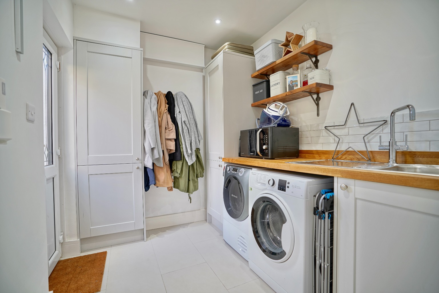 3 bed semi-detached house for sale in Chapmans, Huntingdon  - Property Image 6