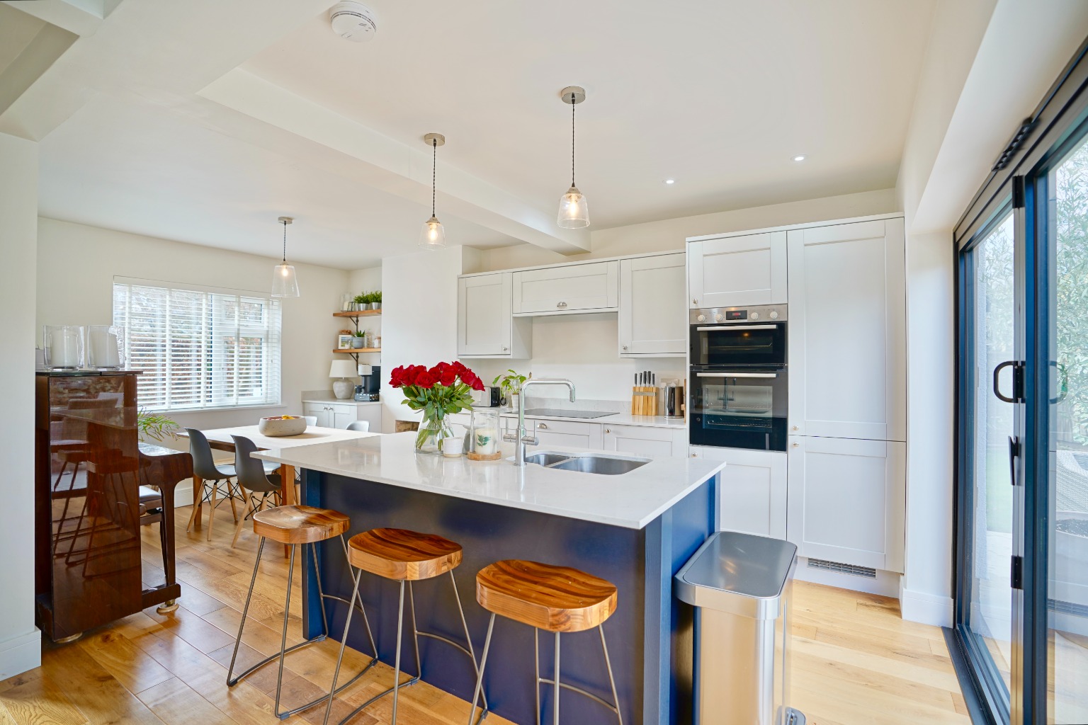 3 bed semi-detached house for sale in Chapmans, Huntingdon  - Property Image 2