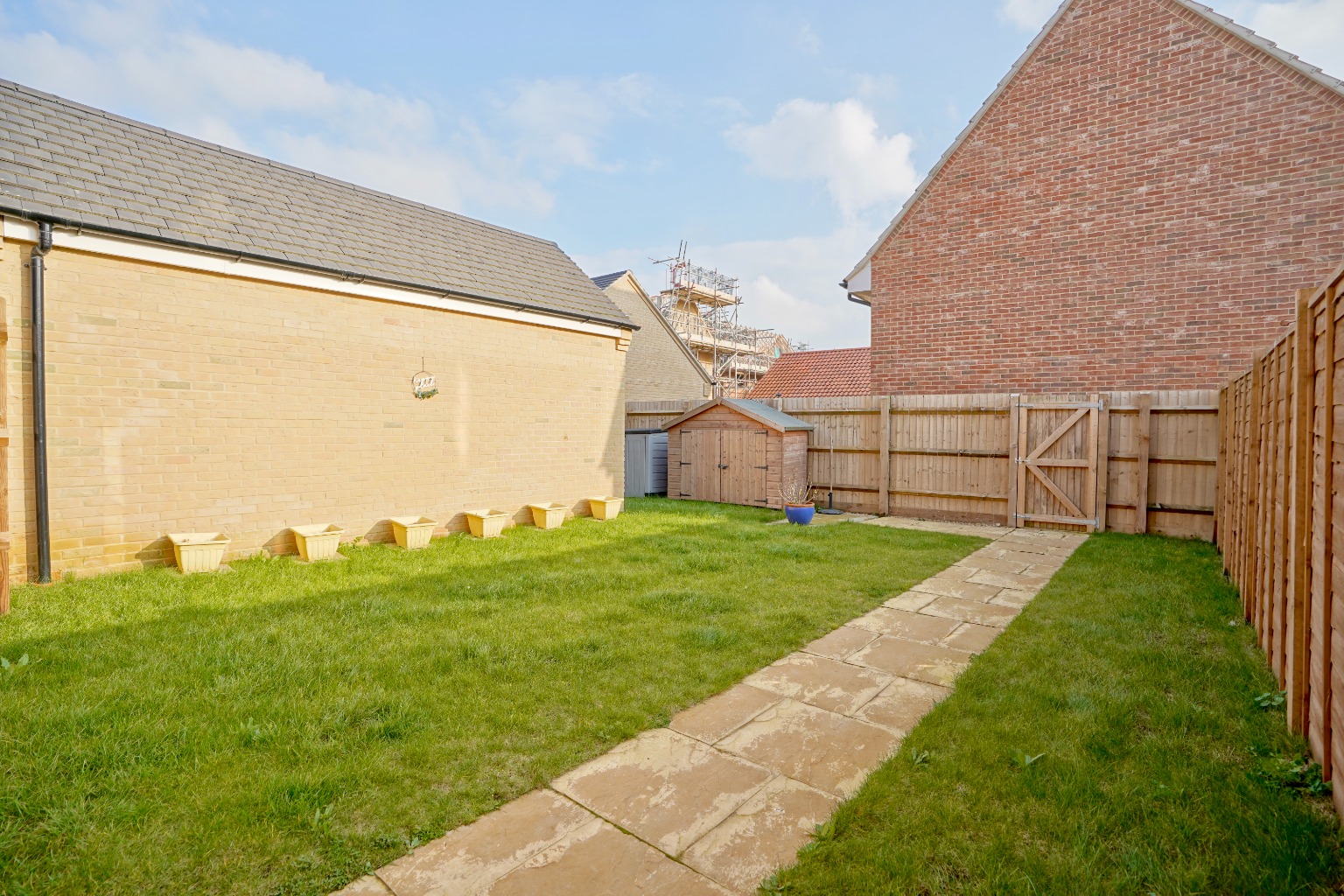 2 bed semi-detached house for sale in Harding Way, Huntingdon  - Property Image 4