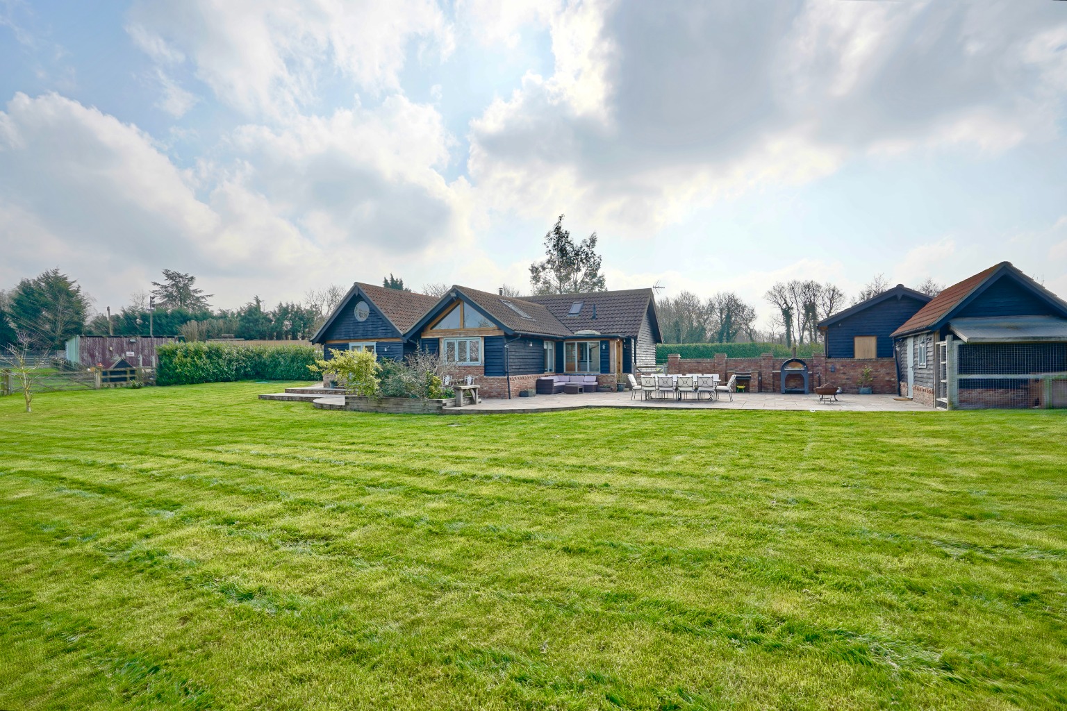 4 bed detached house for sale in Gloucester Road, Huntingdon  - Property Image 22