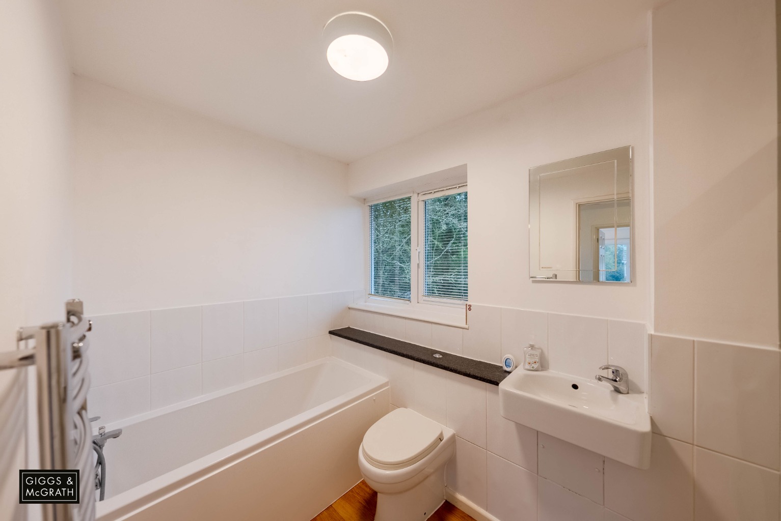 3 bed end of terrace house for sale in Gunnings Way, Huntingdon 9