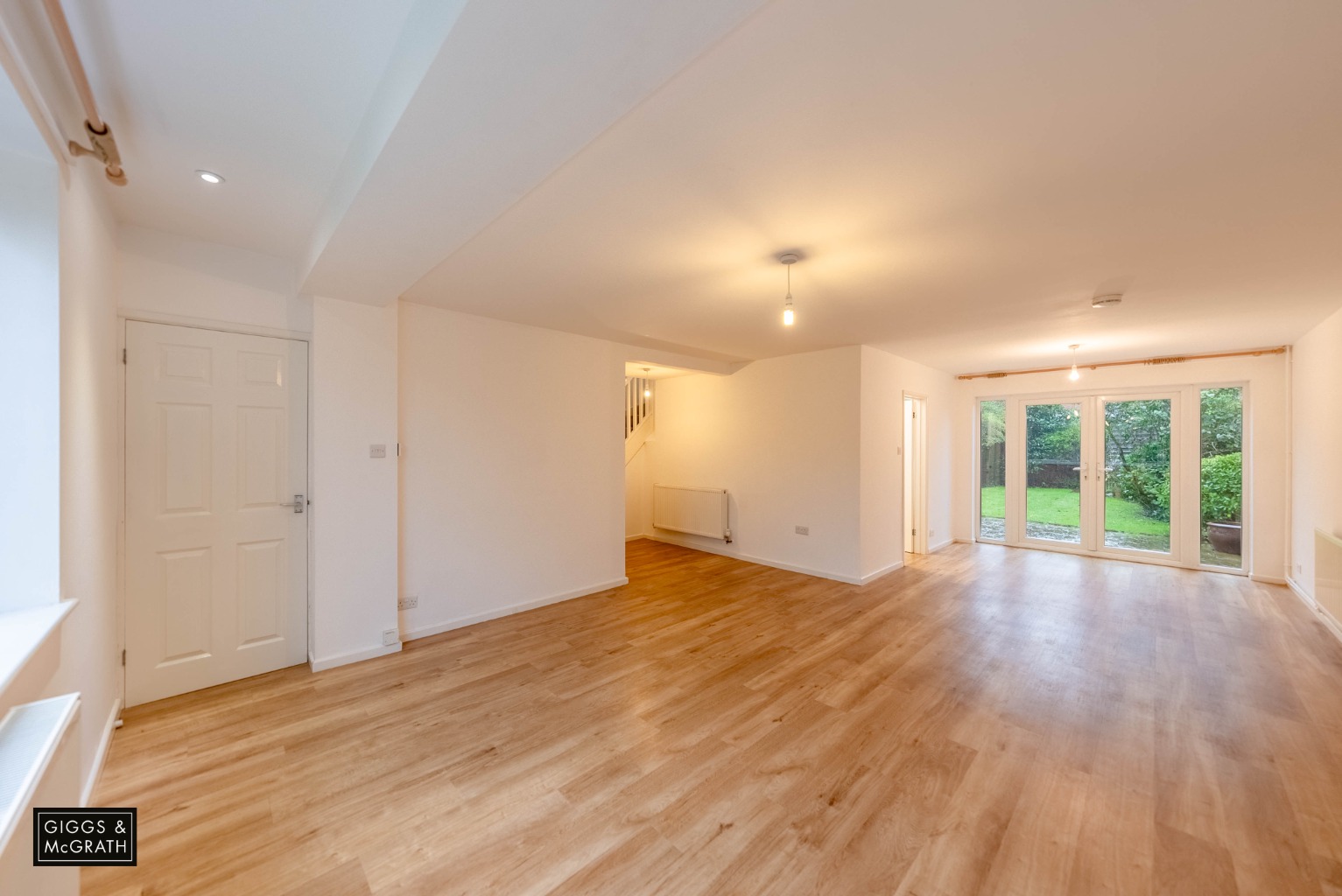 3 bed end of terrace house for sale in Gunnings Way, Huntingdon 1