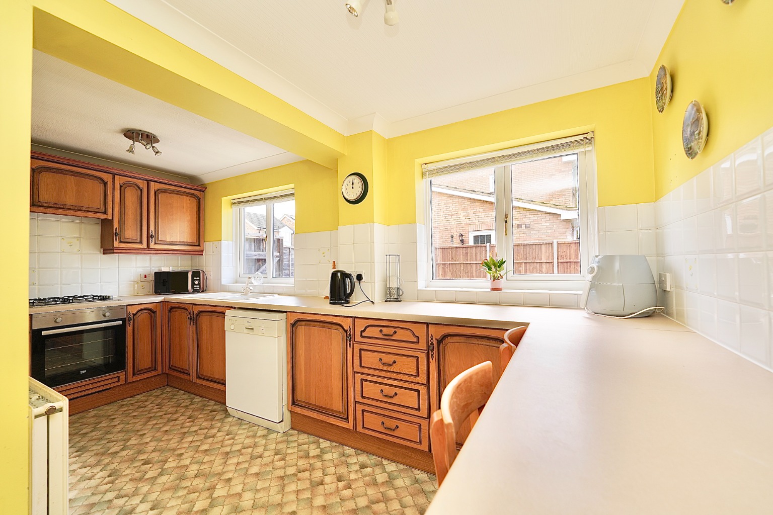 3 bed link detached house for sale in School Lane, Huntingdon  - Property Image 5