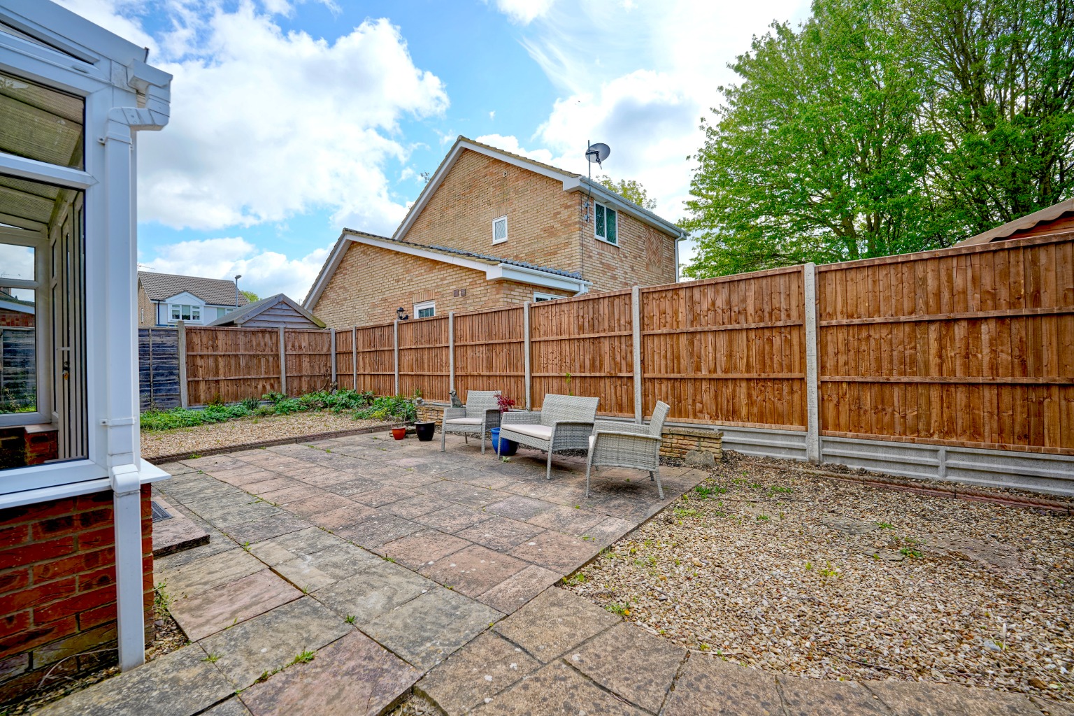 3 bed link detached house for sale in School Lane, Huntingdon  - Property Image 8