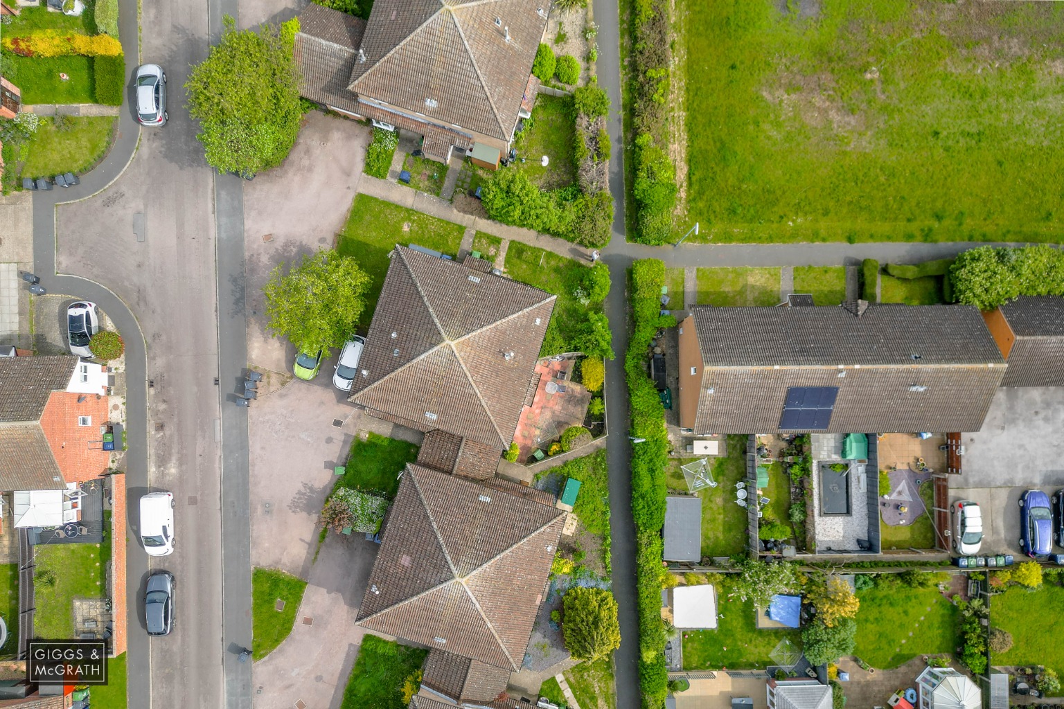 1 bed terraced house for sale in Bure Close, St. Ives 9