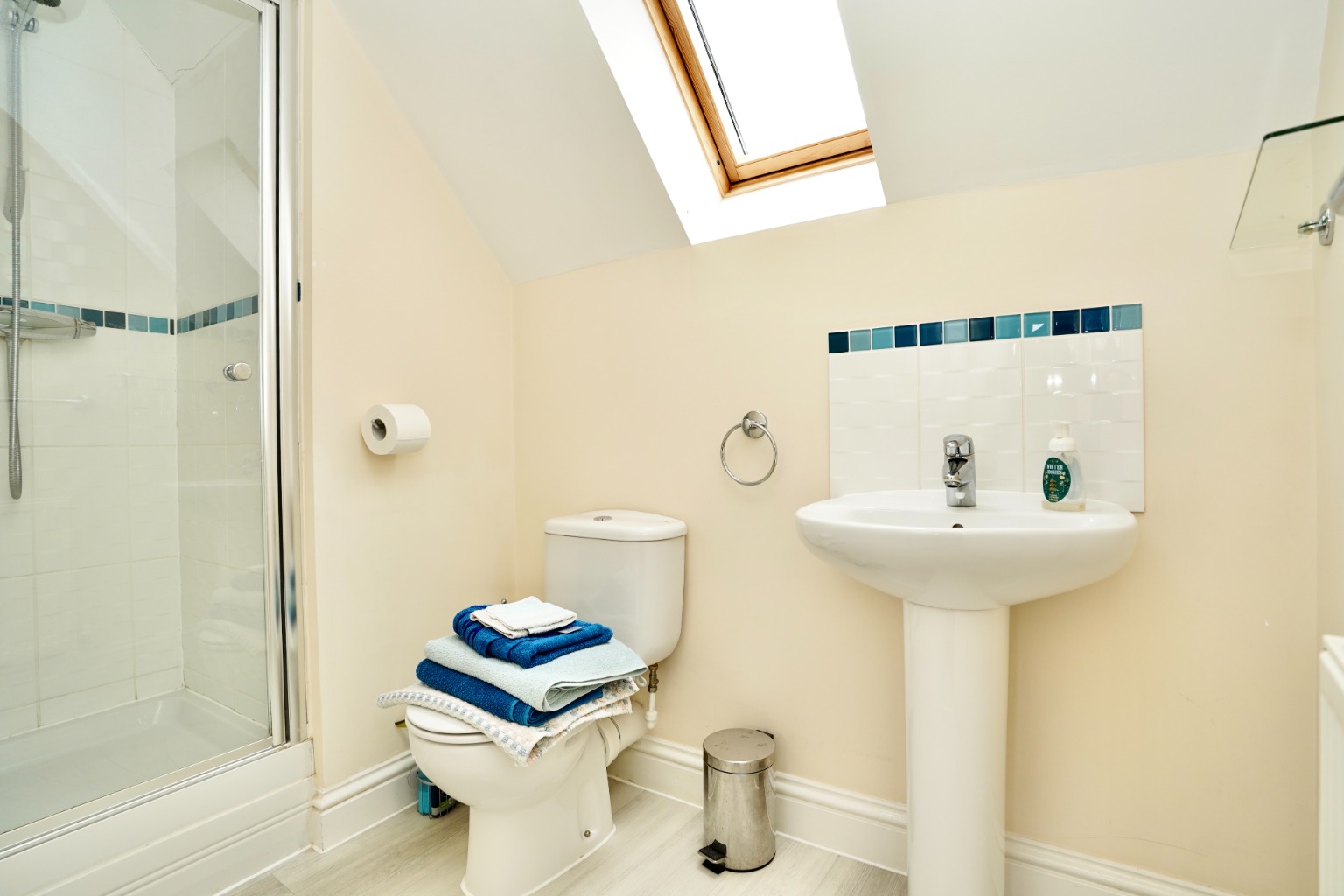 4 bed terraced house for sale in South Park Drive, Cambridgeshire 11