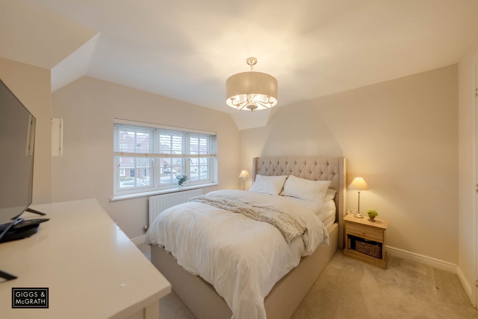 3 bed semi-detached house for sale in Senliz Road, Huntingdon 13