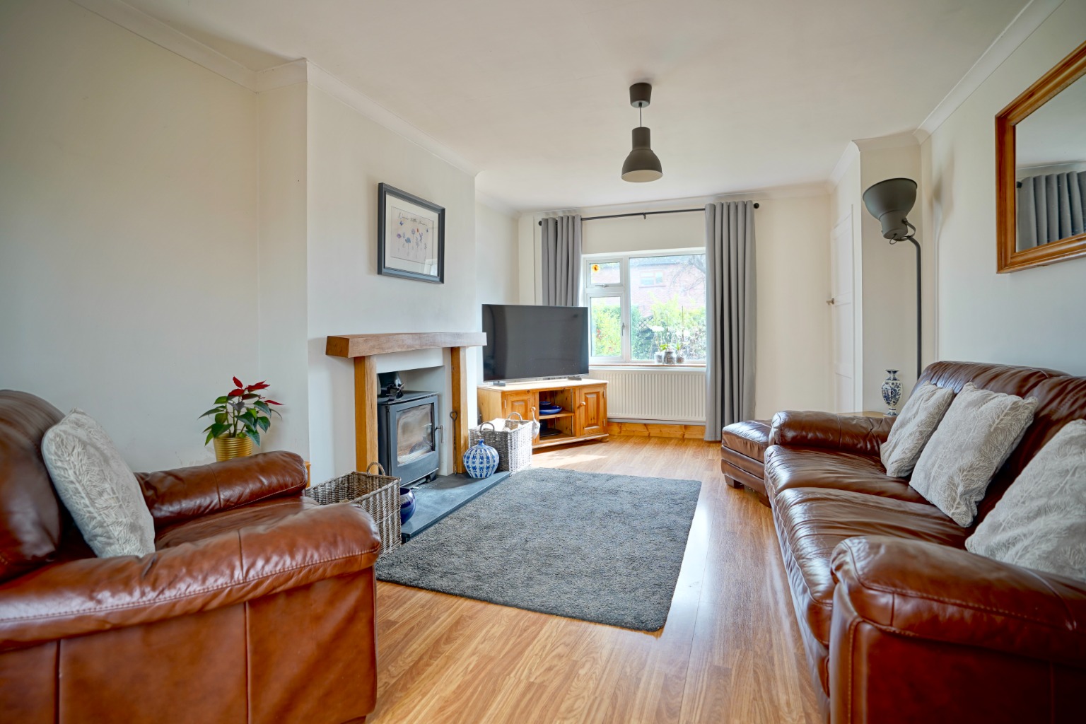 3 bed semi-detached house for sale in Bernard Road, Huntingdon  - Property Image 5