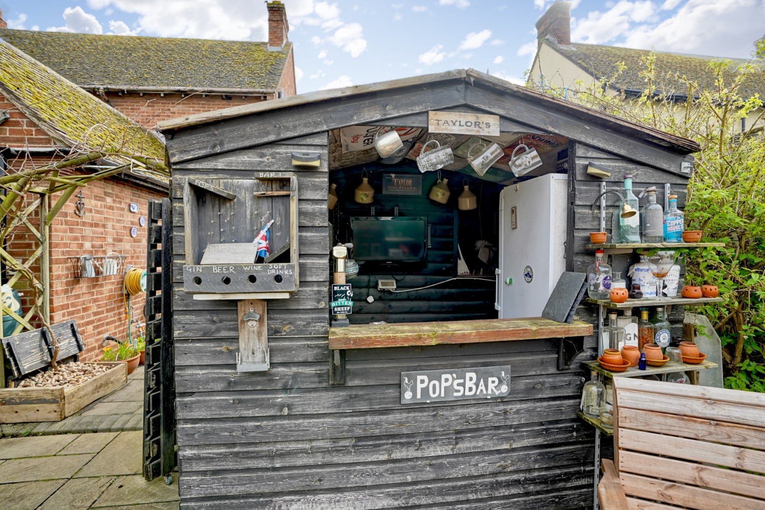 3 bed semi-detached house for sale in Bernard Road, Huntingdon  - Property Image 23