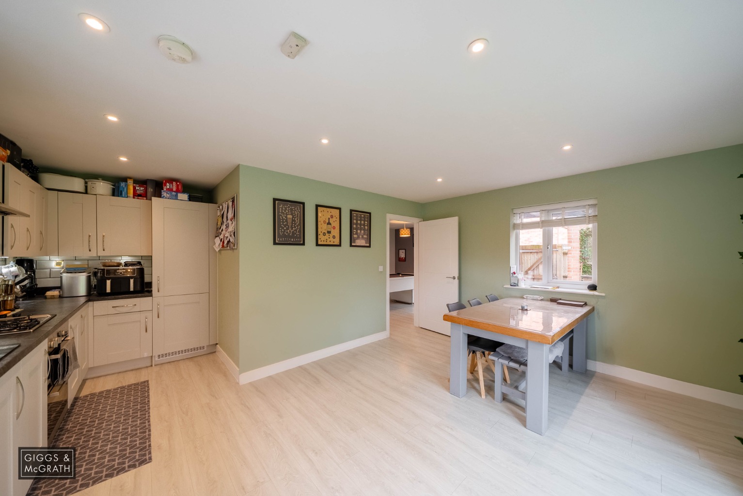 4 bed detached house for sale in Jackson Avenue, Huntingdon 9
