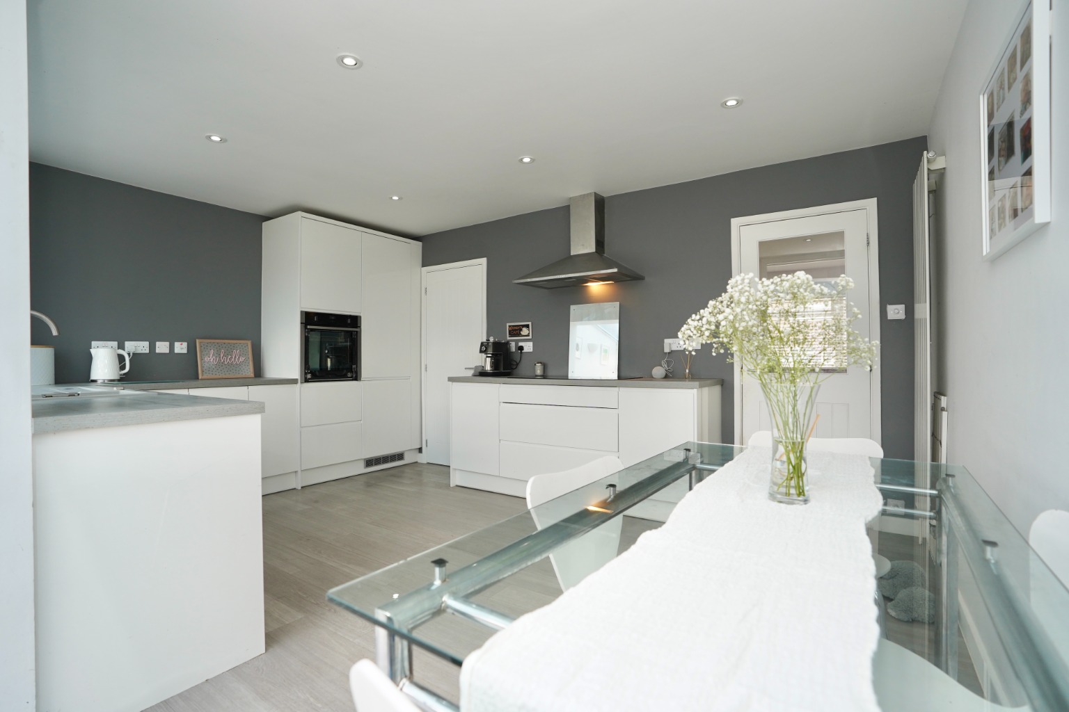 3 bed detached house for sale in Wheatley Crescent, Huntingdon  - Property Image 3