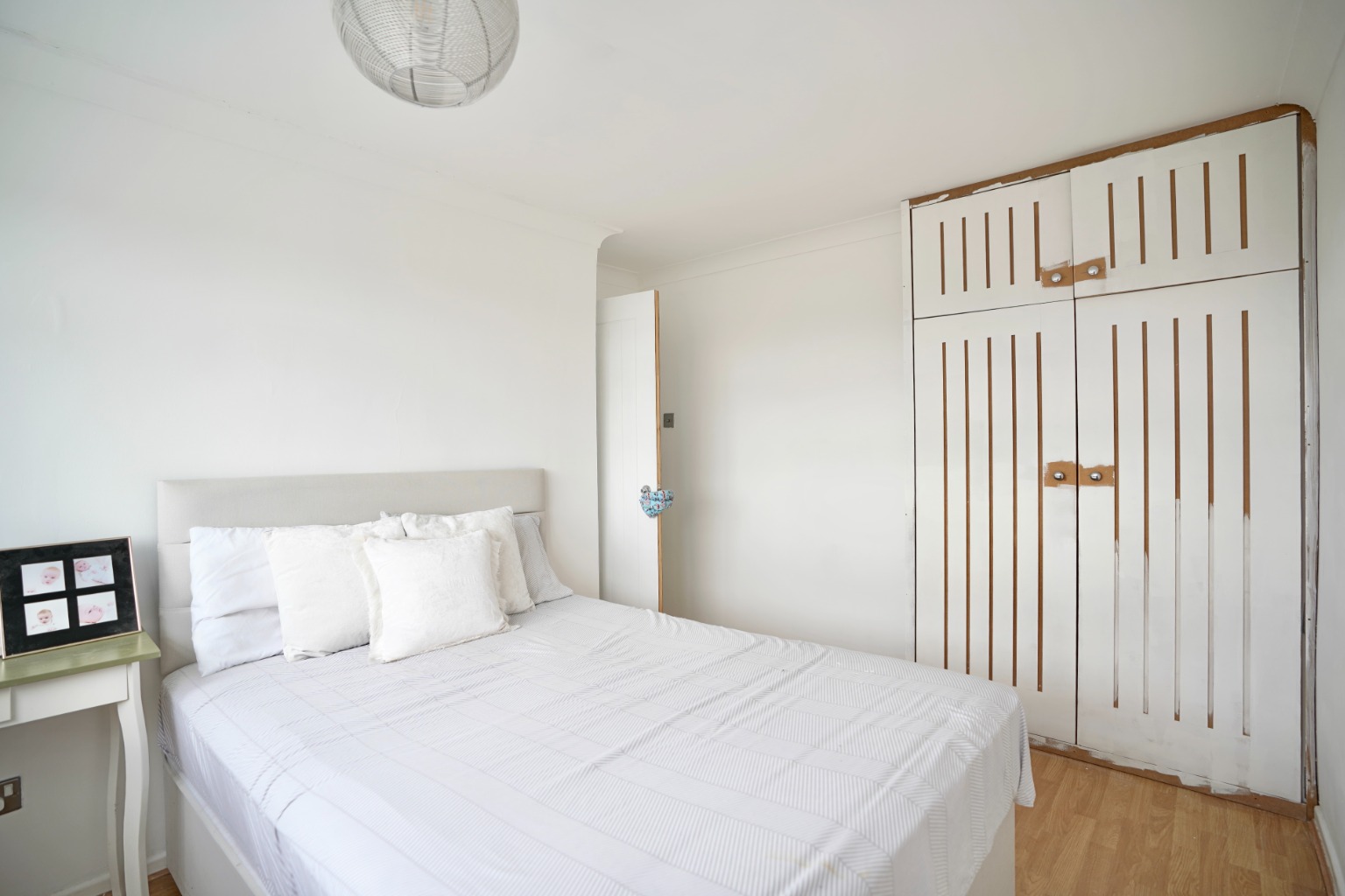 3 bed detached house for sale in Wheatley Crescent, Huntingdon 8