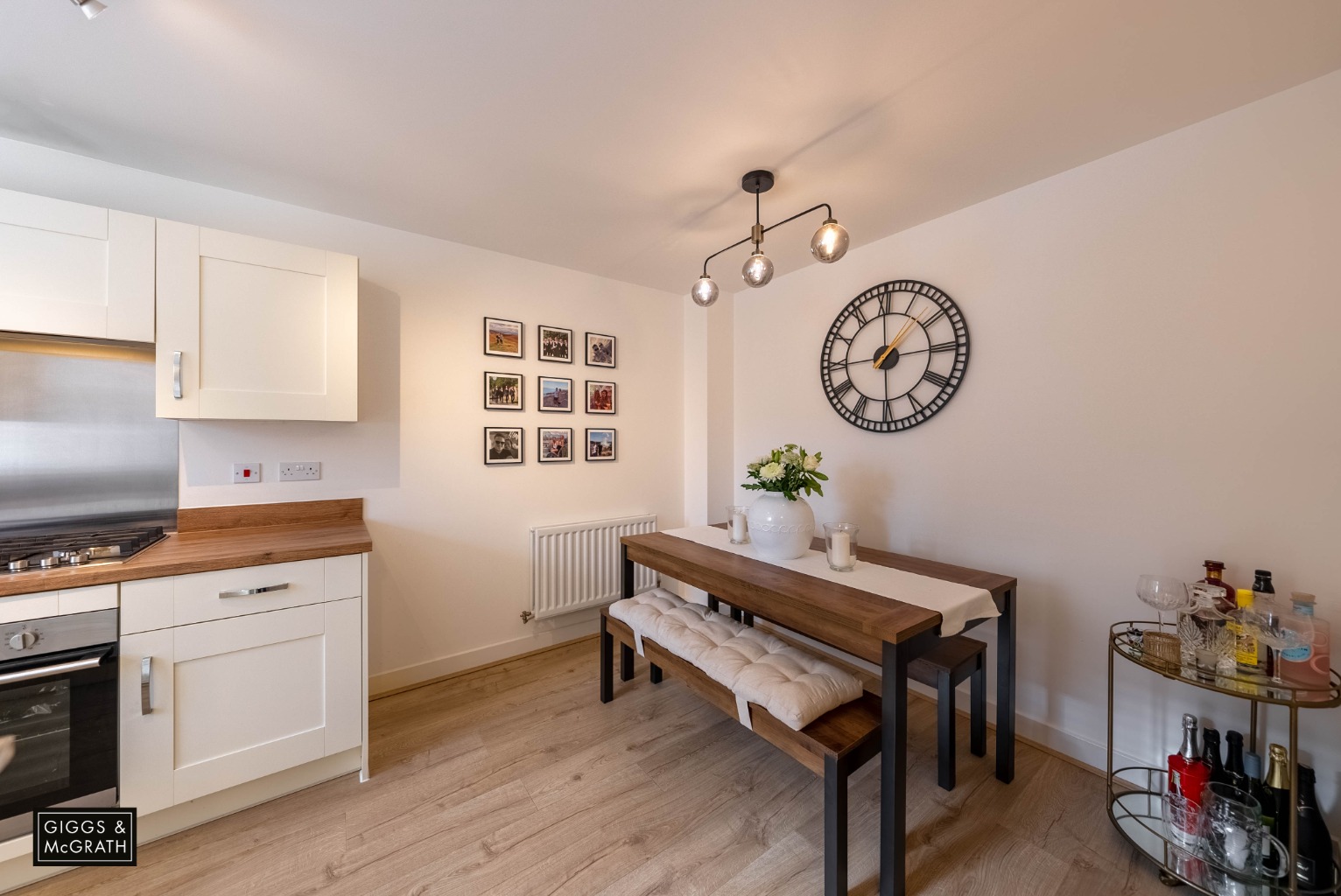 3 bed semi-detached house for sale in Hetley Close, Huntingdon  - Property Image 4