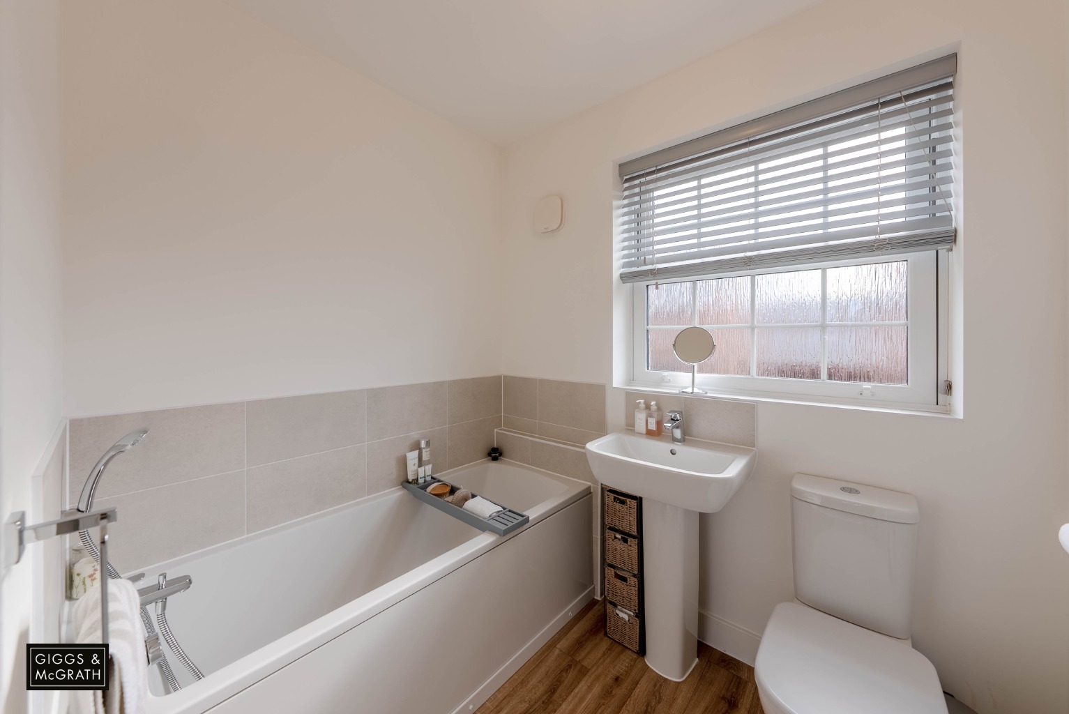 3 bed semi-detached house for sale in Hetley Close, Huntingdon  - Property Image 14