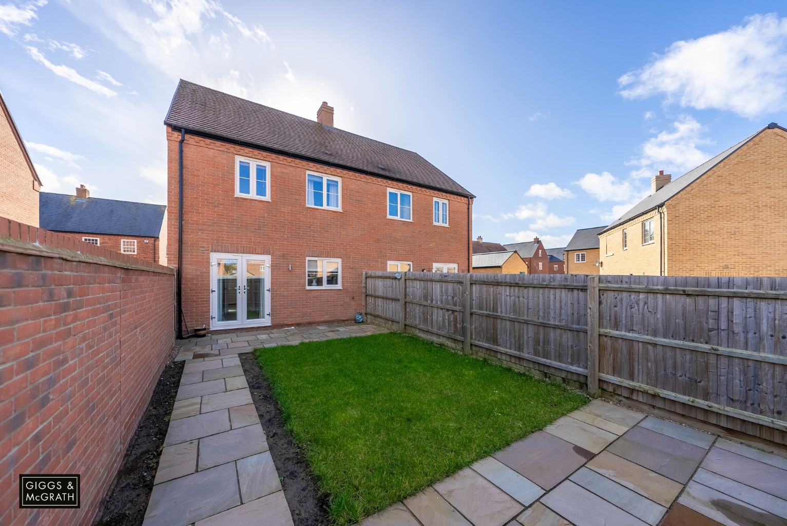 3 bed semi-detached house for sale in Hetley Close, Huntingdon  - Property Image 17