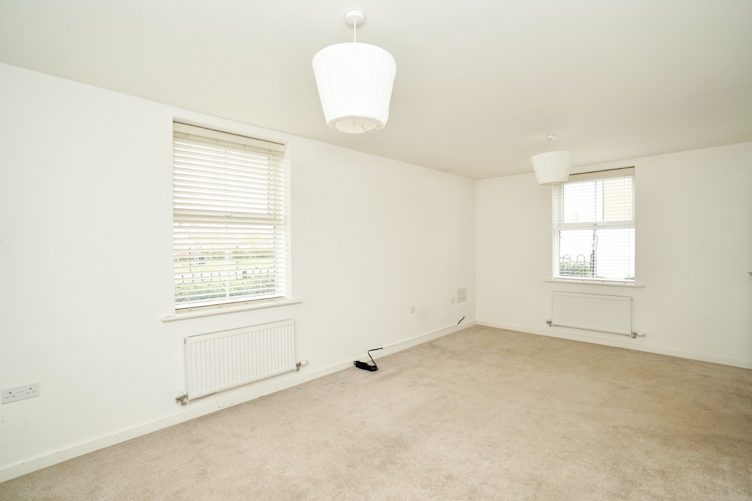 3 bed semi-detached house for sale in Gumcester Way, Huntingdon 9