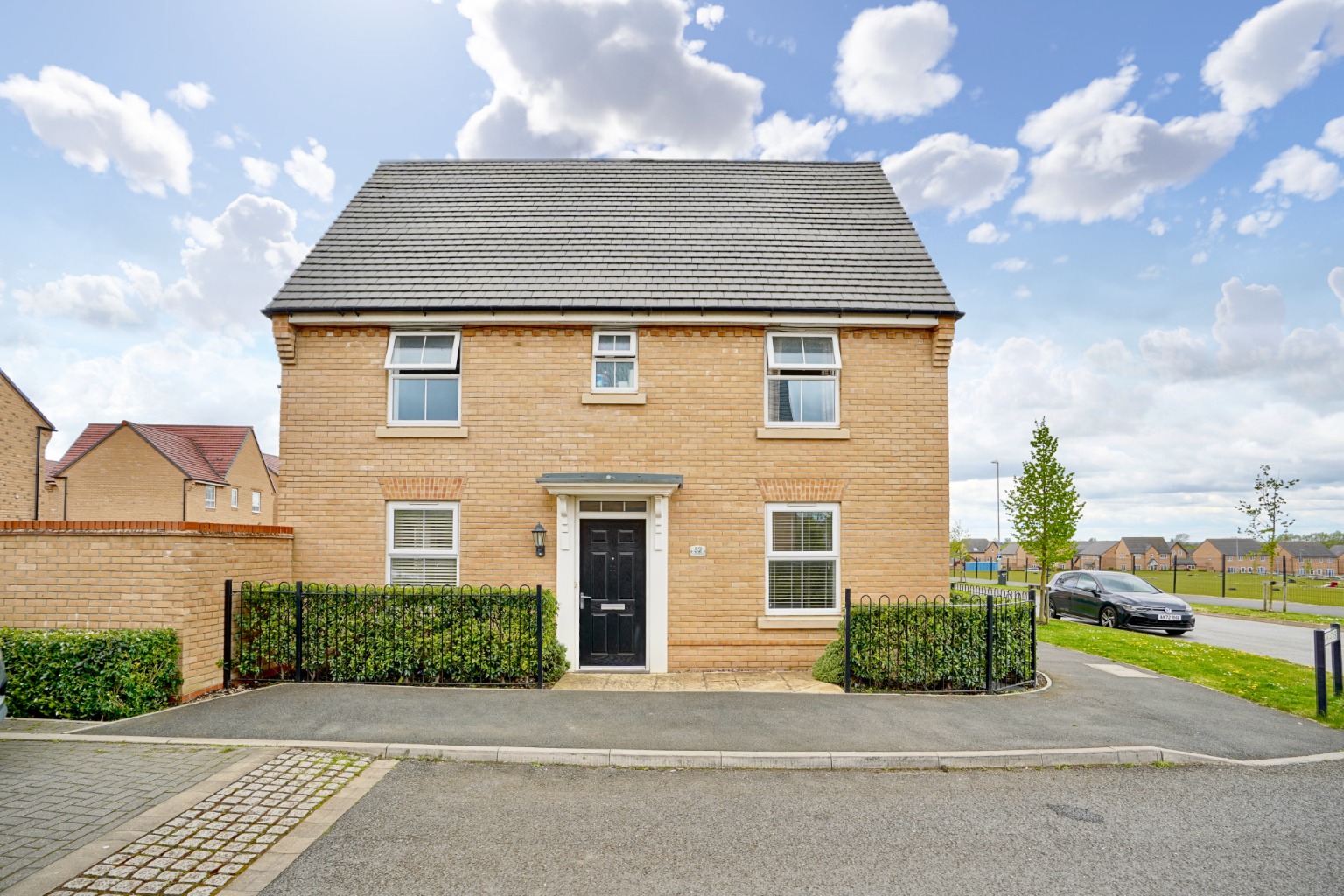 3 bed semi-detached house for sale in Gumcester Way, Huntingdon - Property Image 1