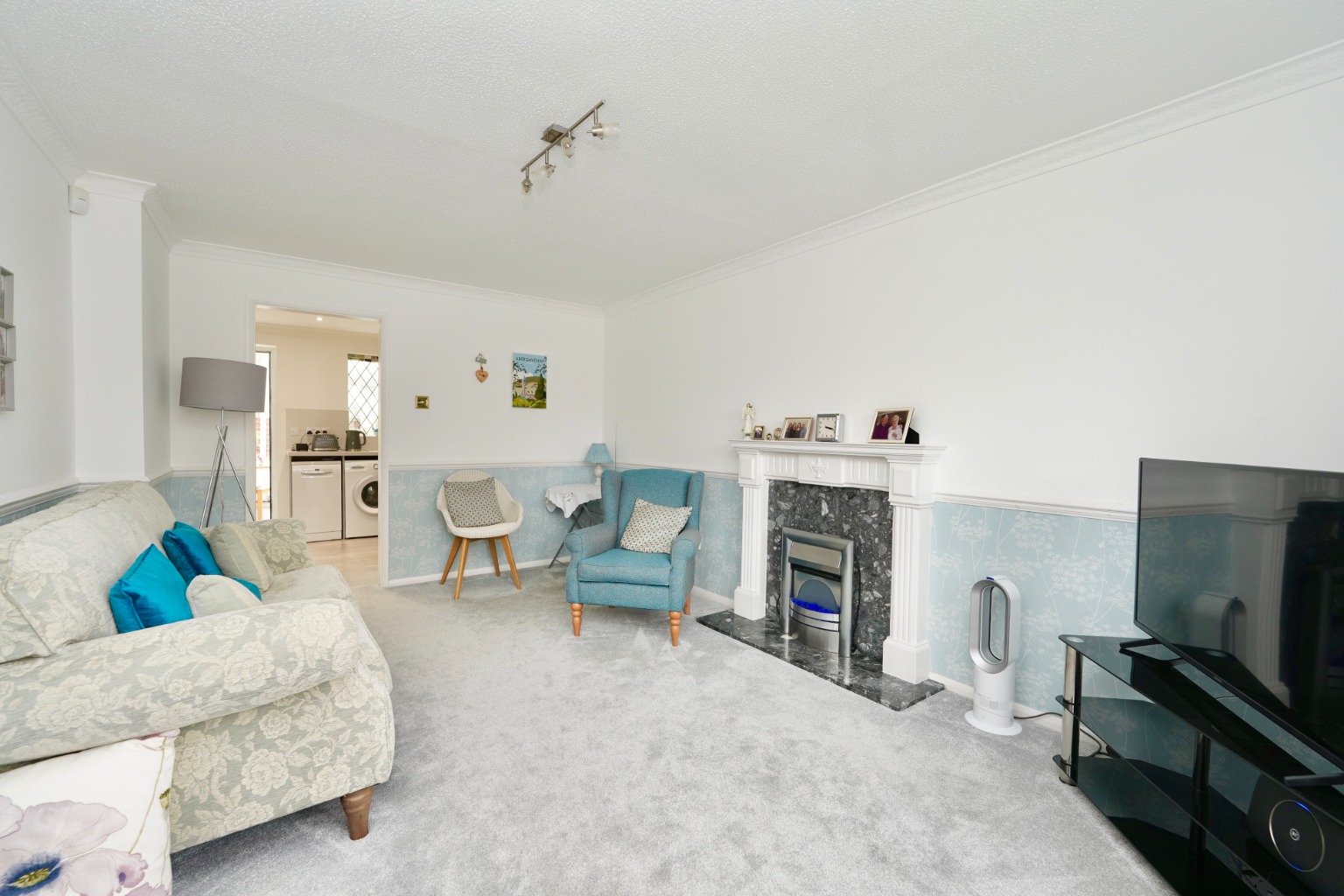 3 bed semi-detached house for sale in Blea Water, Huntingdon  - Property Image 3