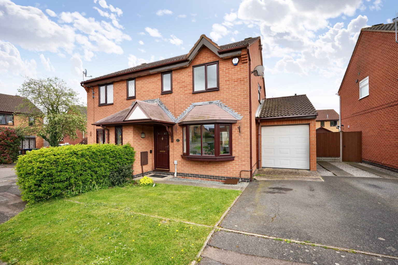 3 bed semi-detached house for sale in Blea Water, Huntingdon - Property Image 1