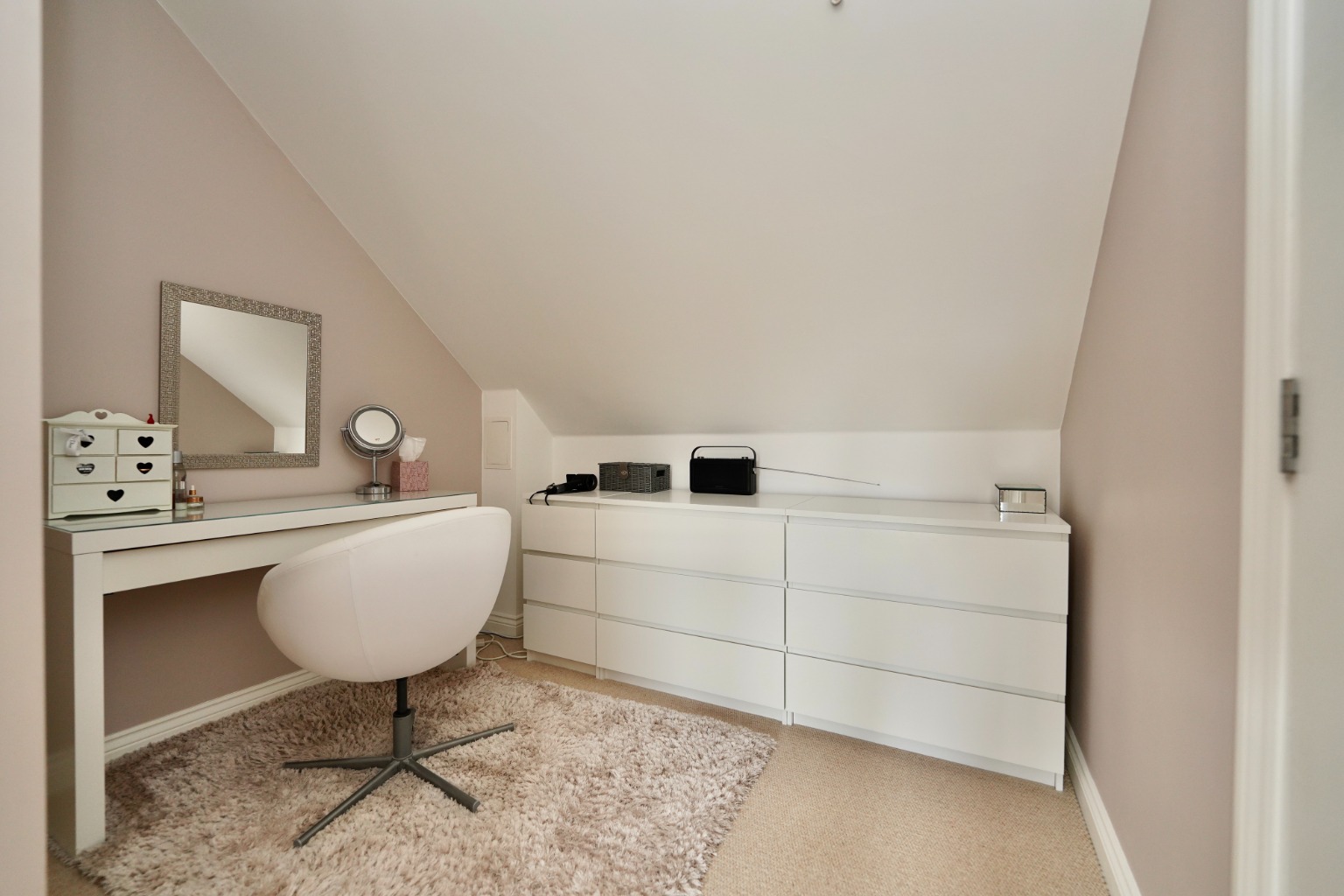 4 bed semi-detached house for sale in Summer's Hill Drive, Cambridge  - Property Image 14