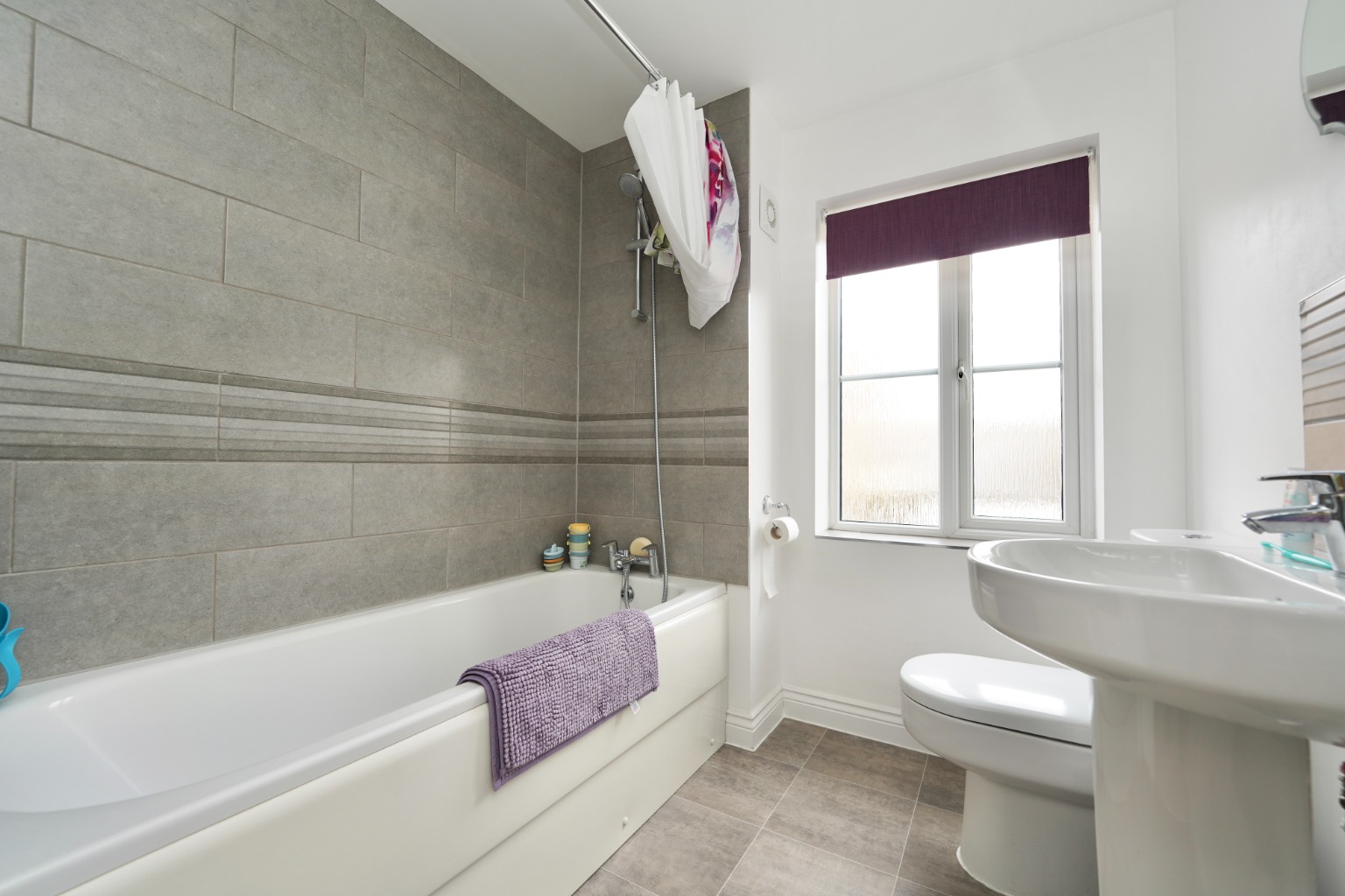 4 bed semi-detached house for sale in Summer's Hill Drive, Cambridge  - Property Image 11