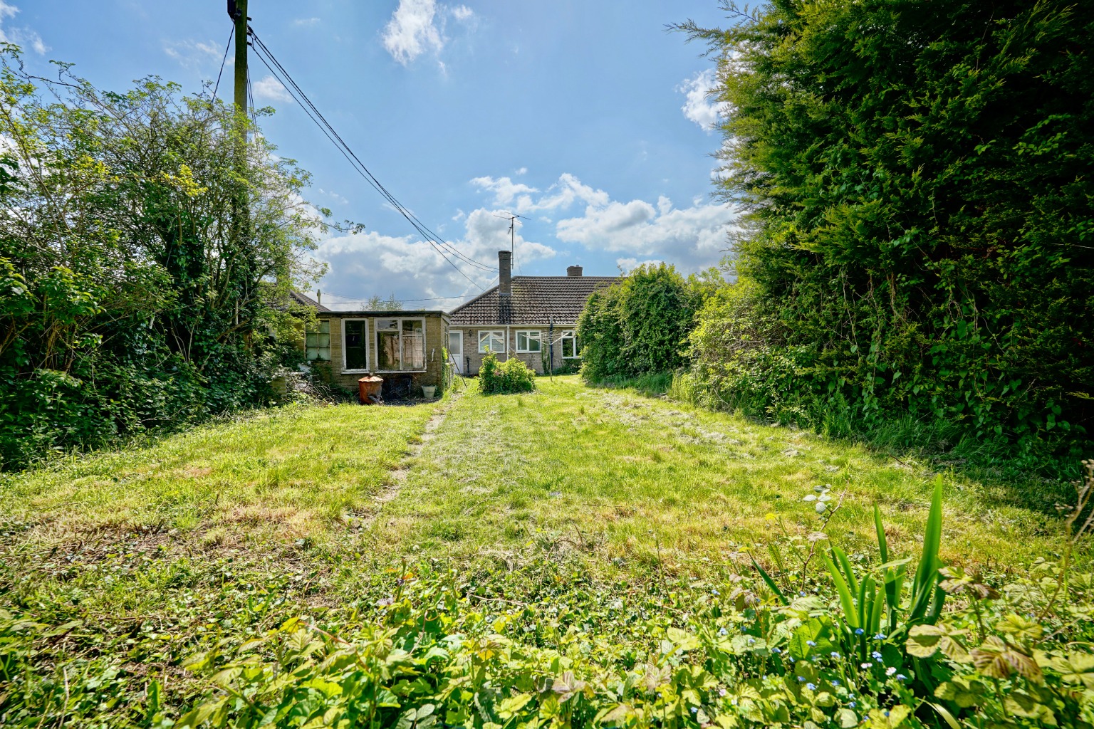 2 bed bungalow for sale in Marsh Lane, Cambridgeshire 1
