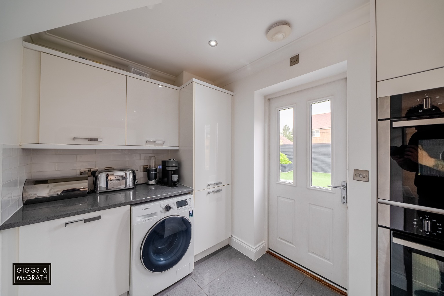 4 bed link detached house for sale in Pople Drive, Huntingdon 7