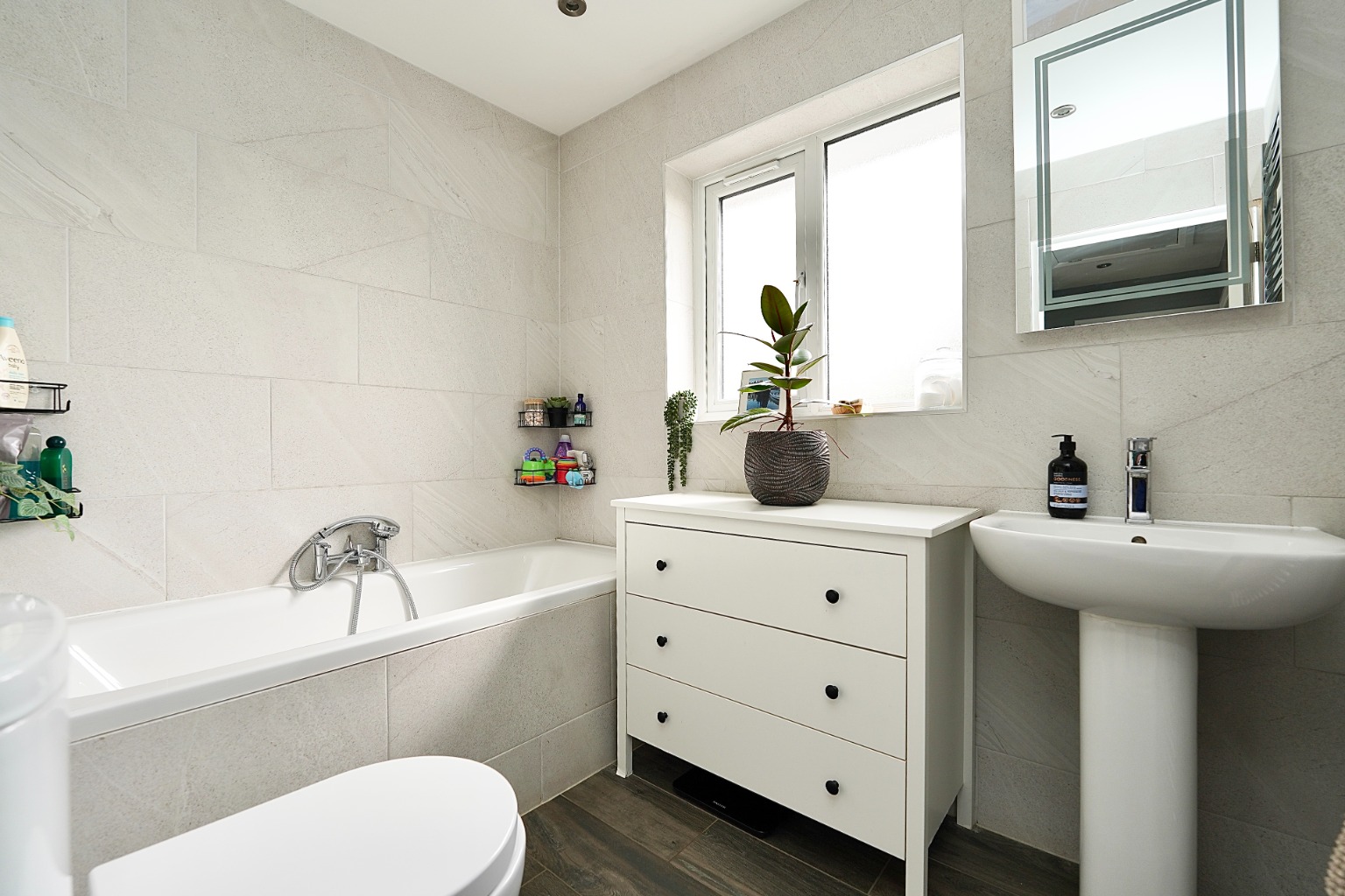 4 bed semi-detached house for sale in Hill Estate, Huntingdon  - Property Image 14