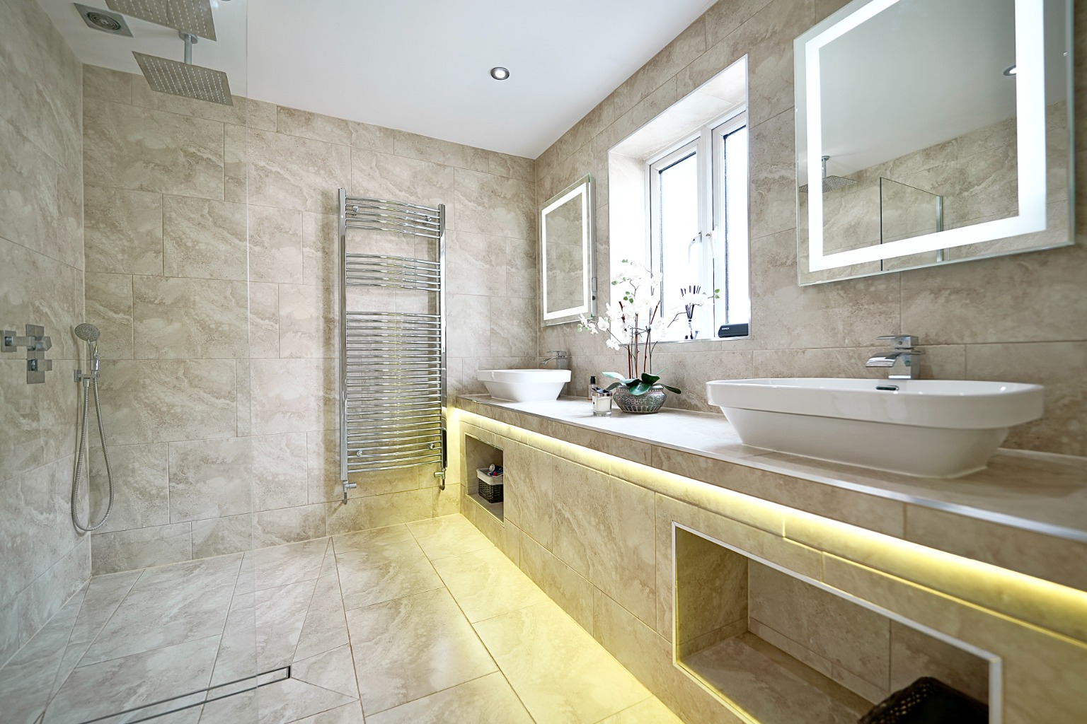 4 bed semi-detached house for sale in Hill Estate, Huntingdon  - Property Image 10