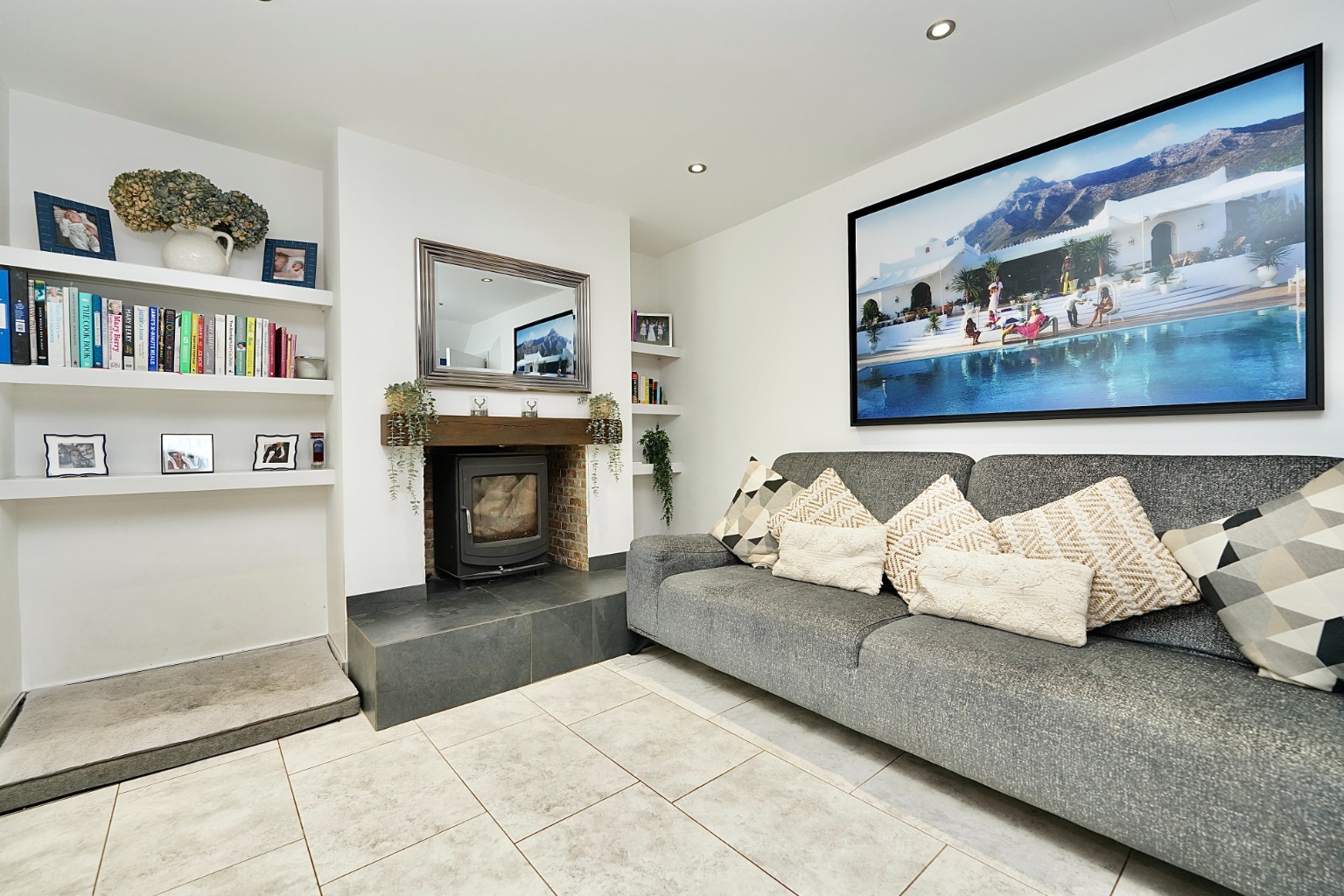 4 bed semi-detached house for sale in Hill Estate, Huntingdon 7