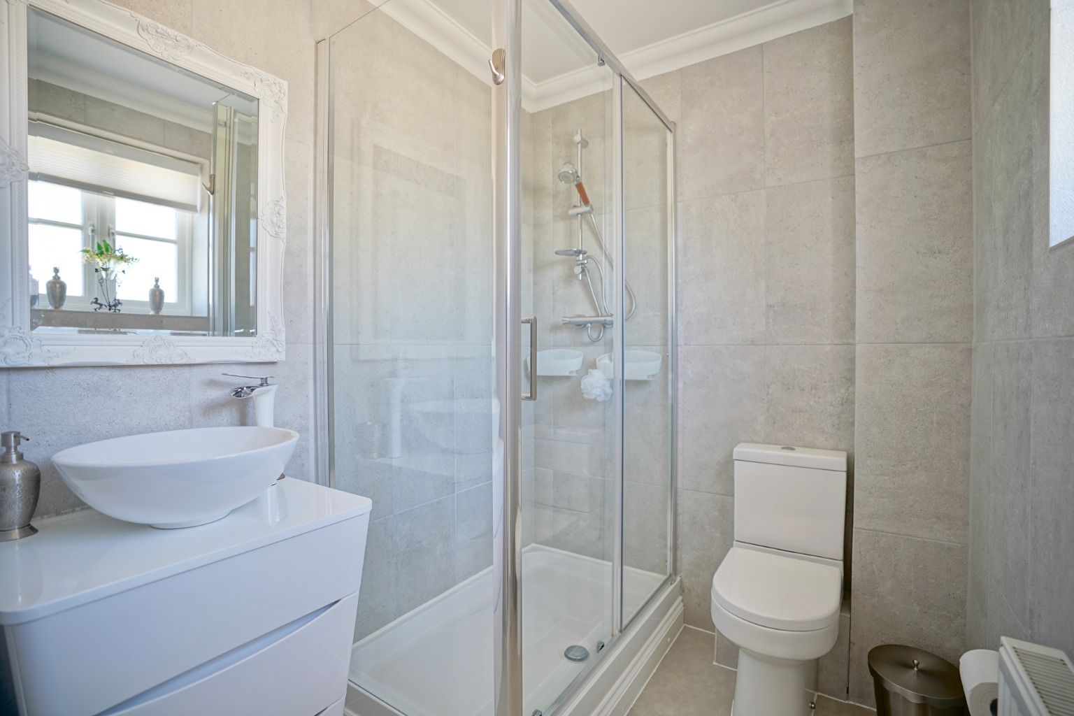 4 bed link detached house for sale in Pople Drive, Huntingdon  - Property Image 8