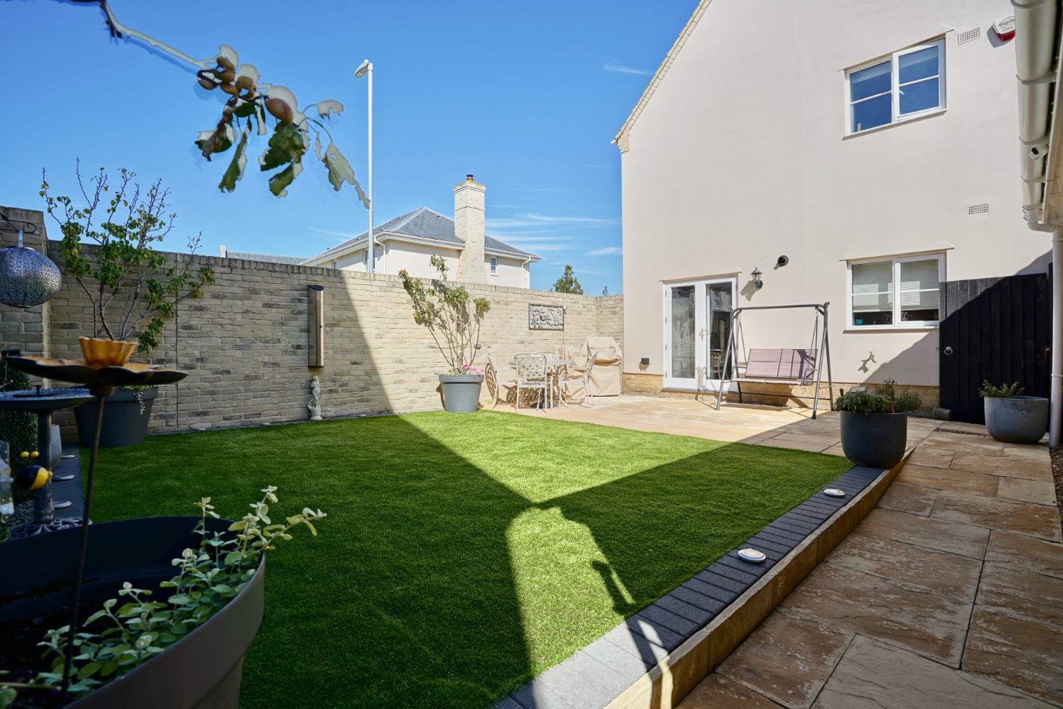 4 bed link detached house for sale in Pople Drive, Huntingdon 5