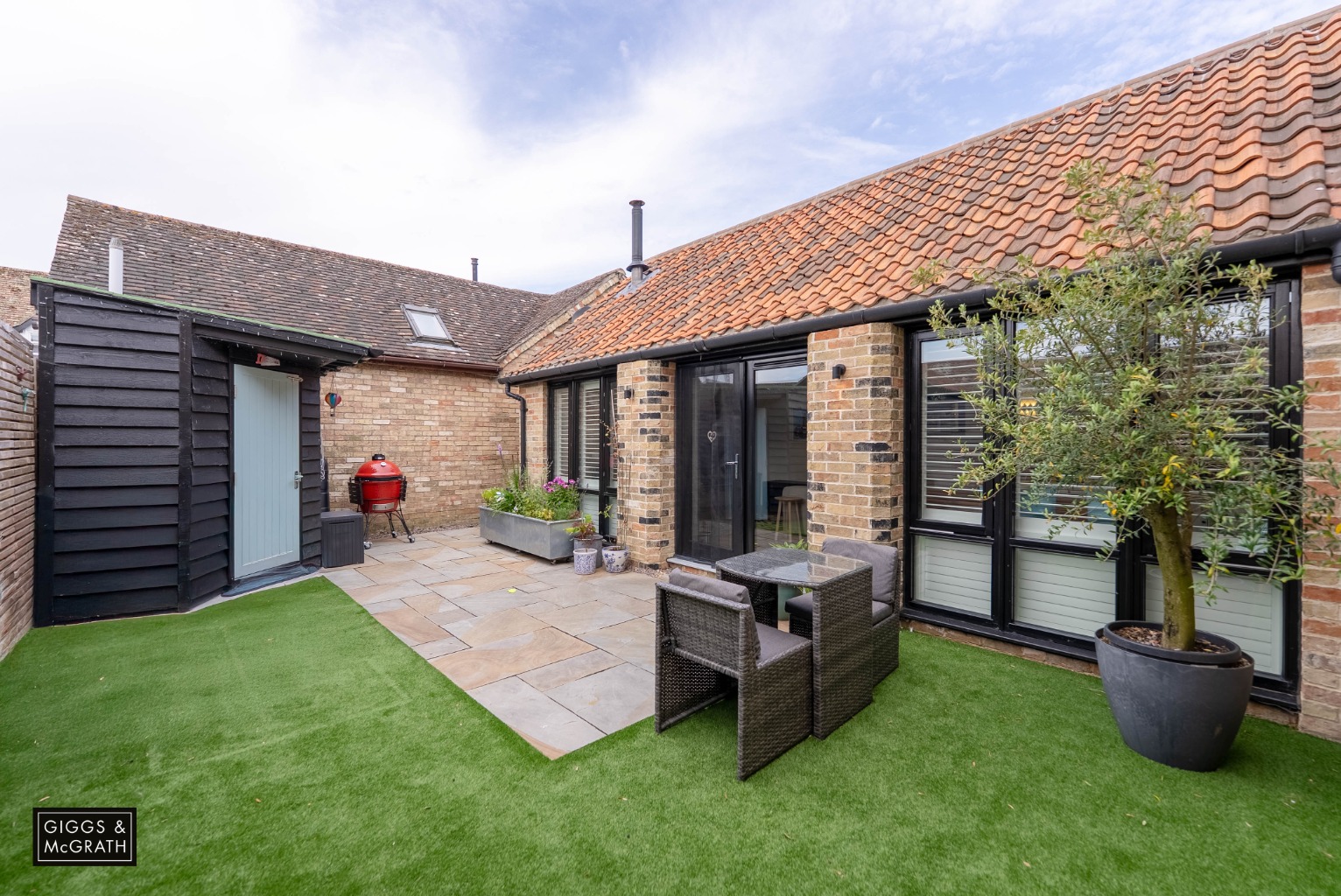 3 bed semi-detached bungalow for sale in Bance Court, Huntingdon 3