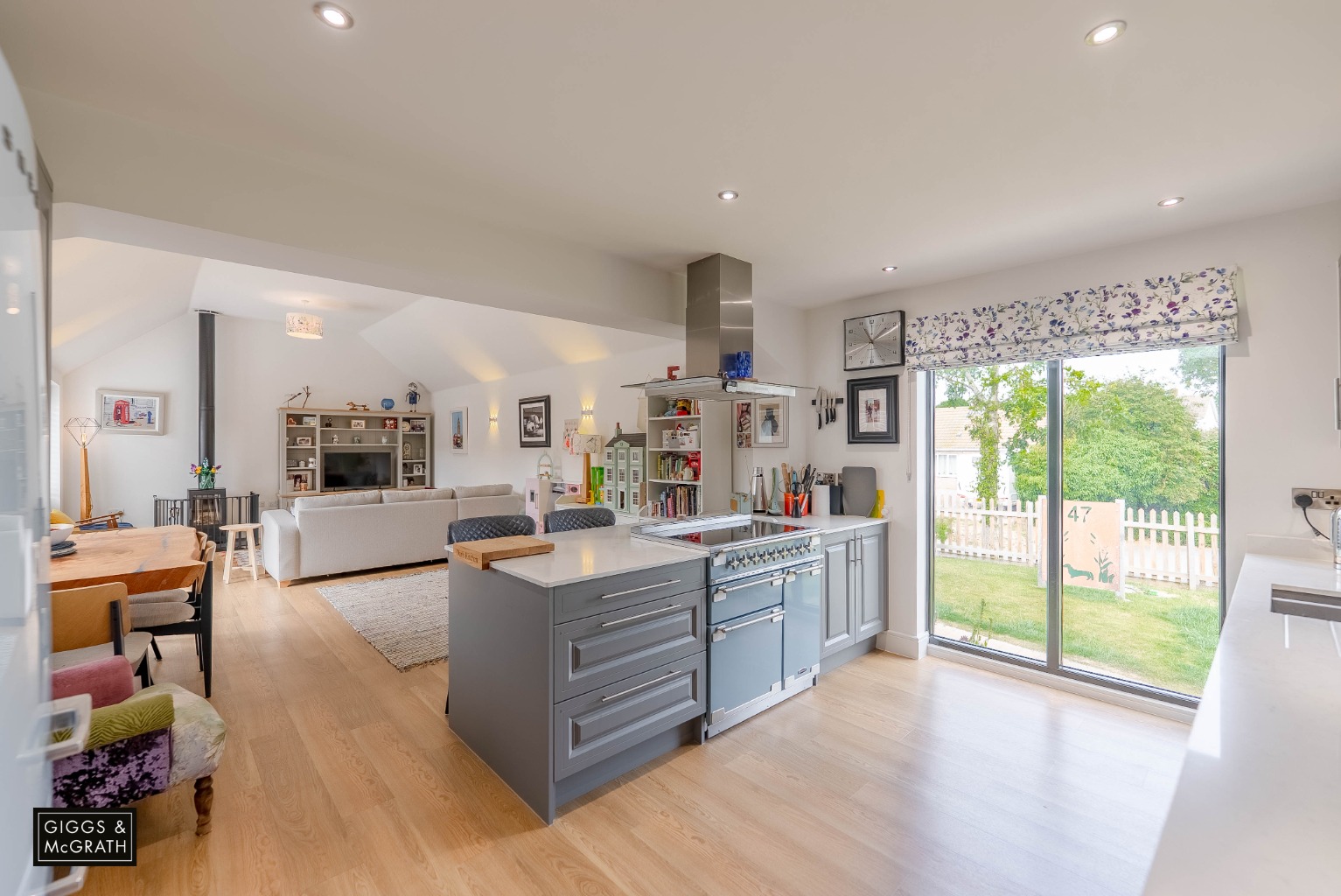 3 bed semi-detached bungalow for sale in Bance Court, Huntingdon 5