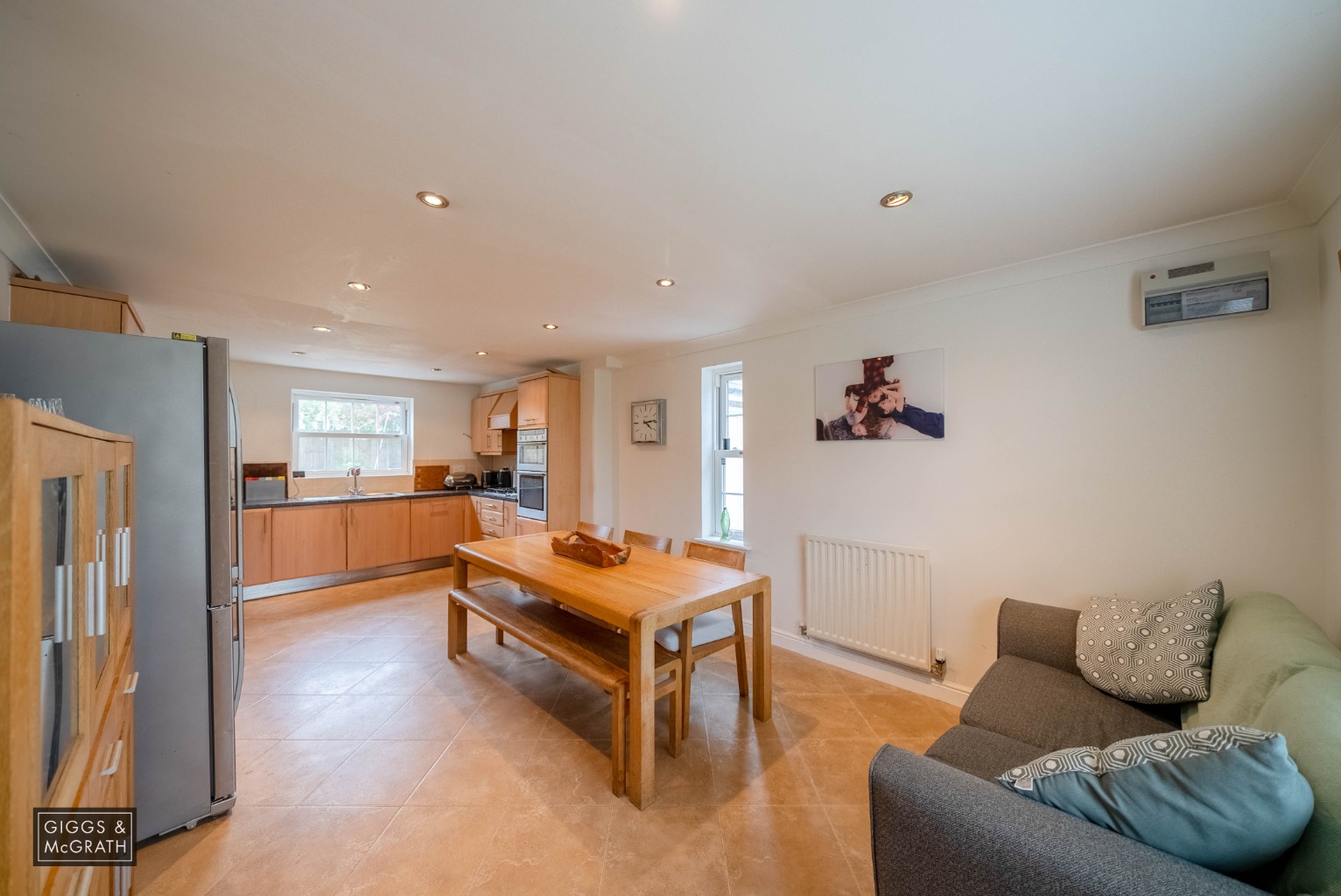 5 bed detached house for sale in Jeavons Lane, Cambridge  - Property Image 6