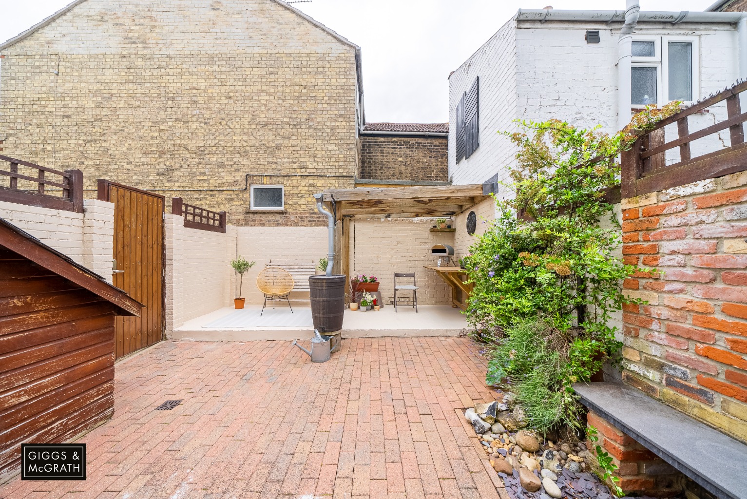 2 bed semi-detached house for sale in Merritt Street, Huntingdon 3