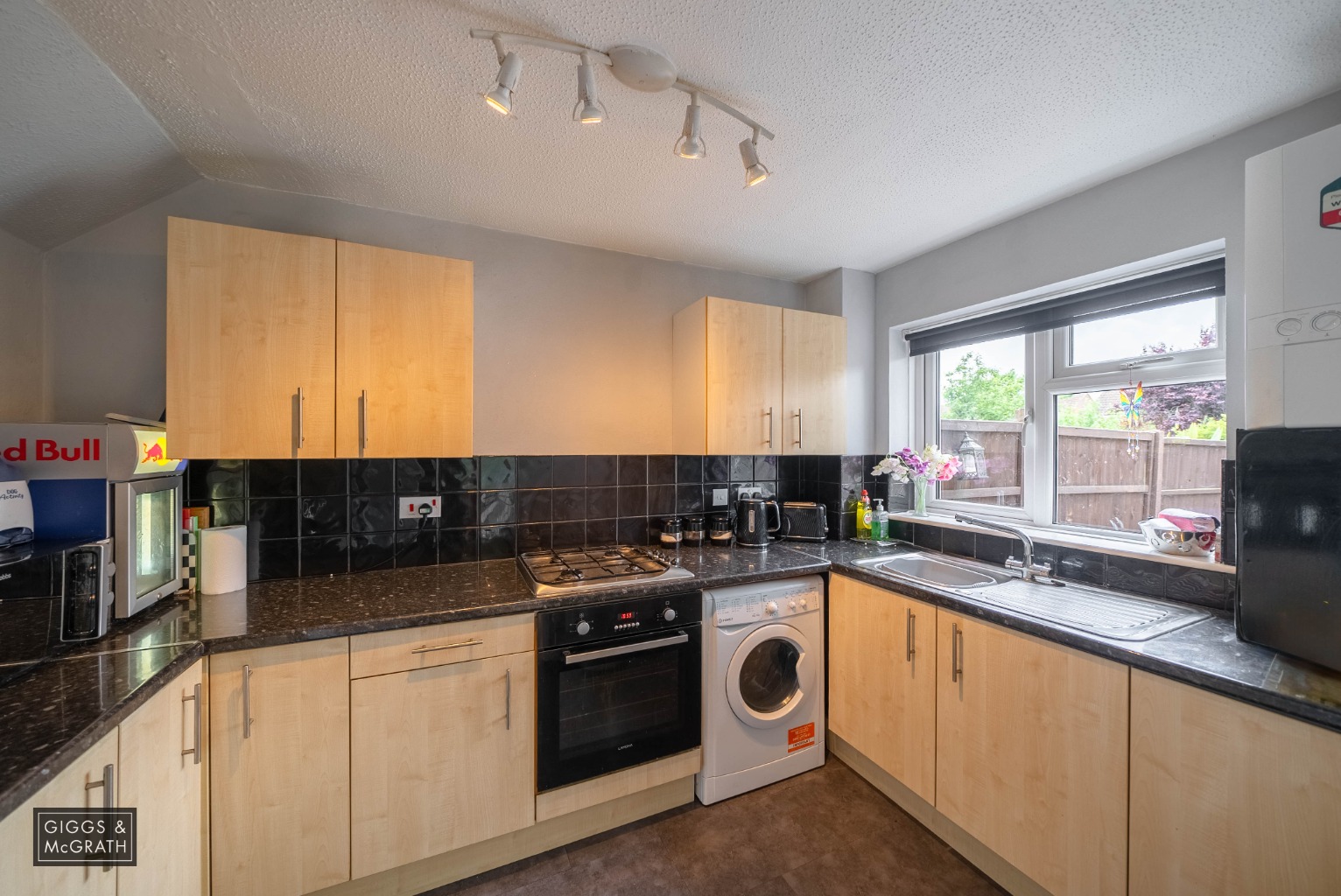 3 bed terraced house for sale in Cam Close, St Ives  - Property Image 3