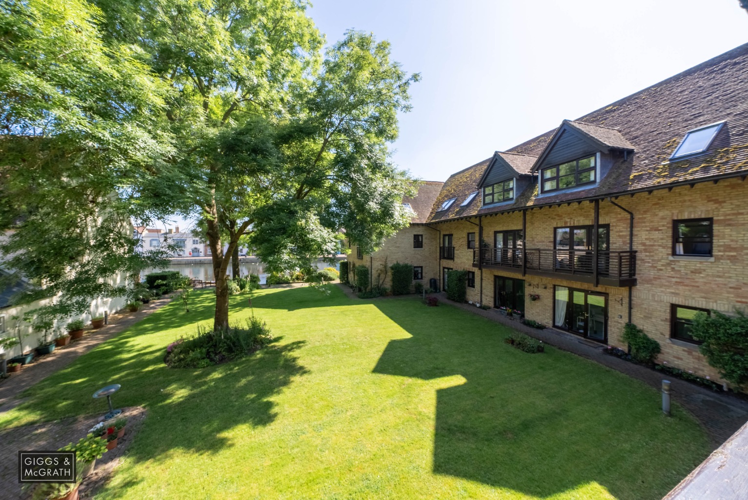 2 bed flat for sale in Bridgefoot, St. Ives, PE27