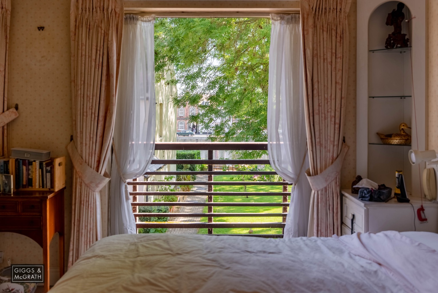 2 bed flat for sale in Bridgefoot, St. Ives 10