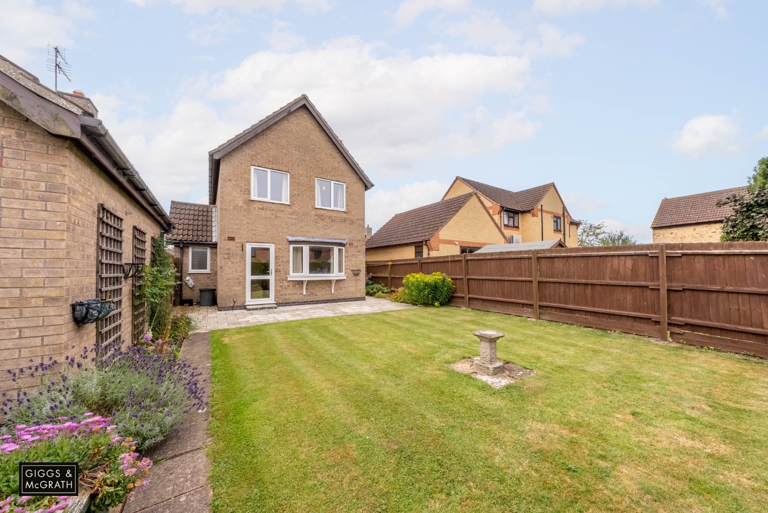 3 bed detached house for sale in Wilthorne, Huntingdon 3