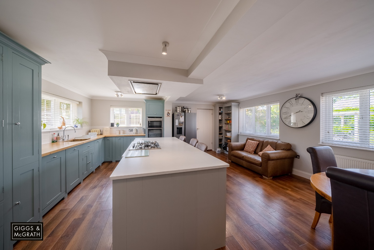 4 bed detached house for sale in Church Street, Huntingdon 7