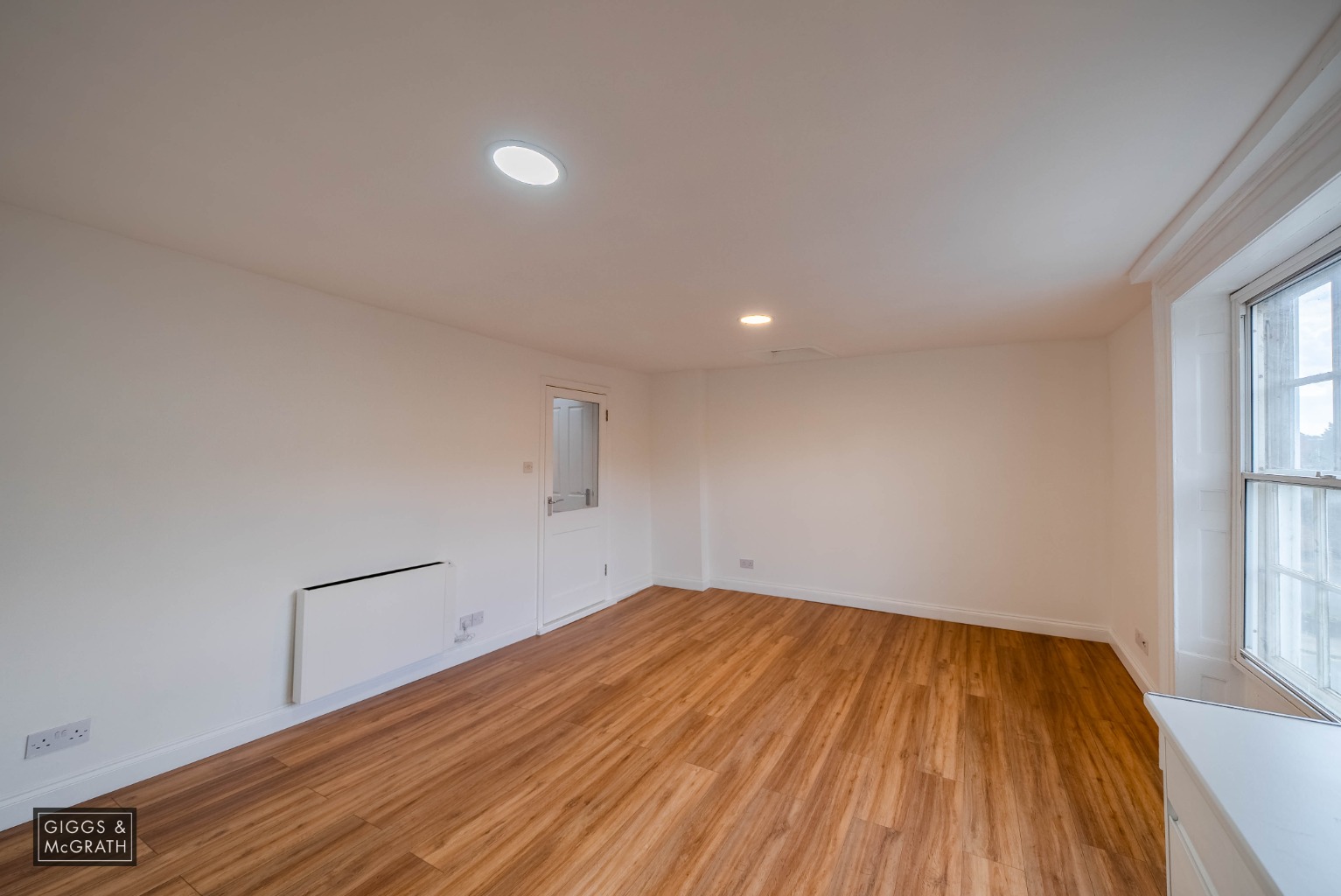 1 bed flat for sale in Mill Road, Huntingdon  - Property Image 3