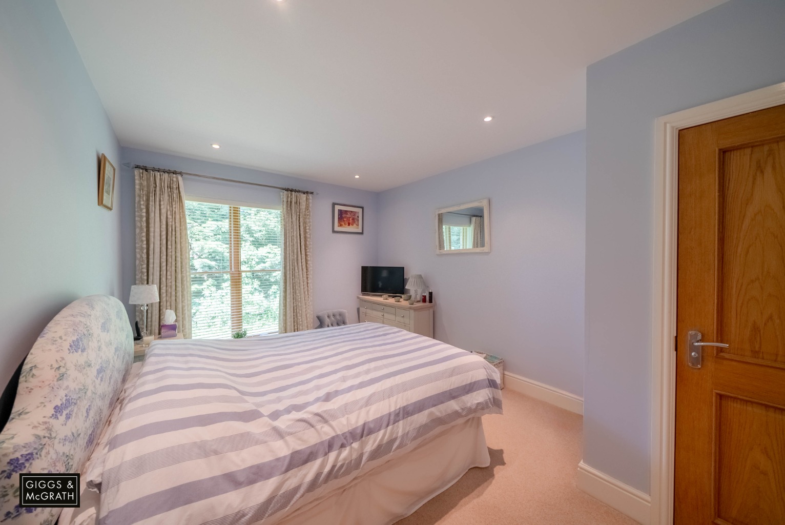 2 bed ground floor flat for sale in Thicket Road, Huntingdon  - Property Image 9
